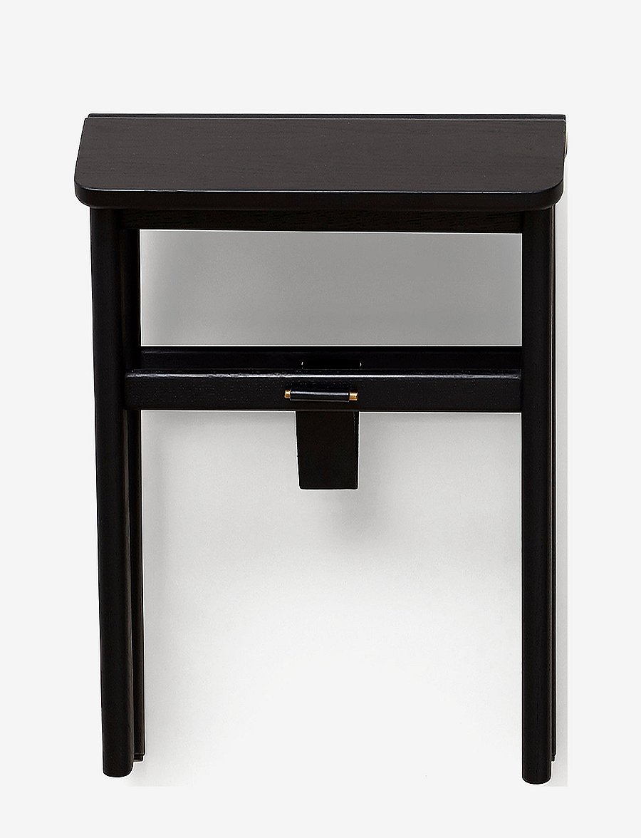 Form & Refine - Angle Stool - pallar & bänkar - black-stained oak - 4