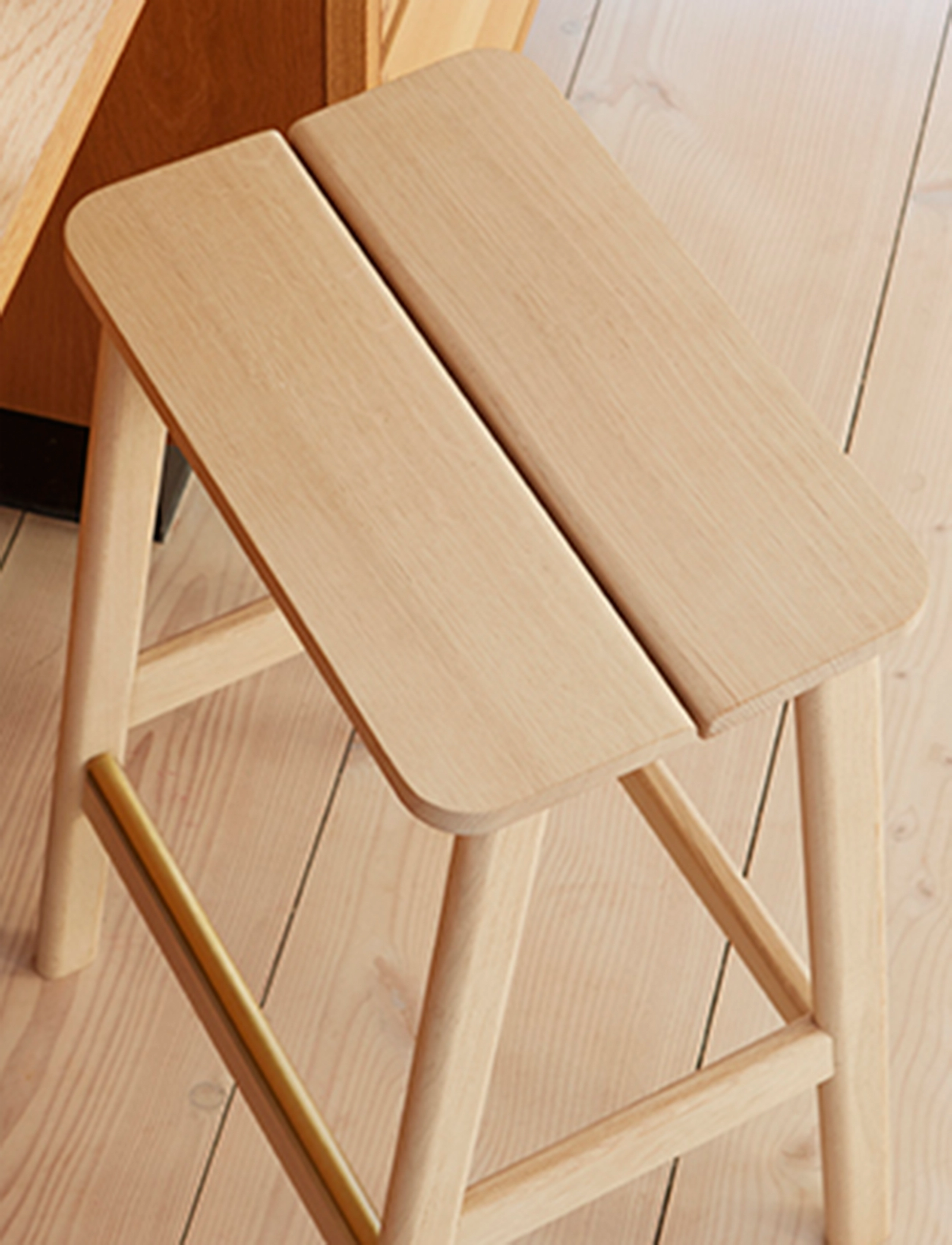 Form & Refine Angle Barstol, One Size, Chairs Stools, Beige - Barstools, Homeware