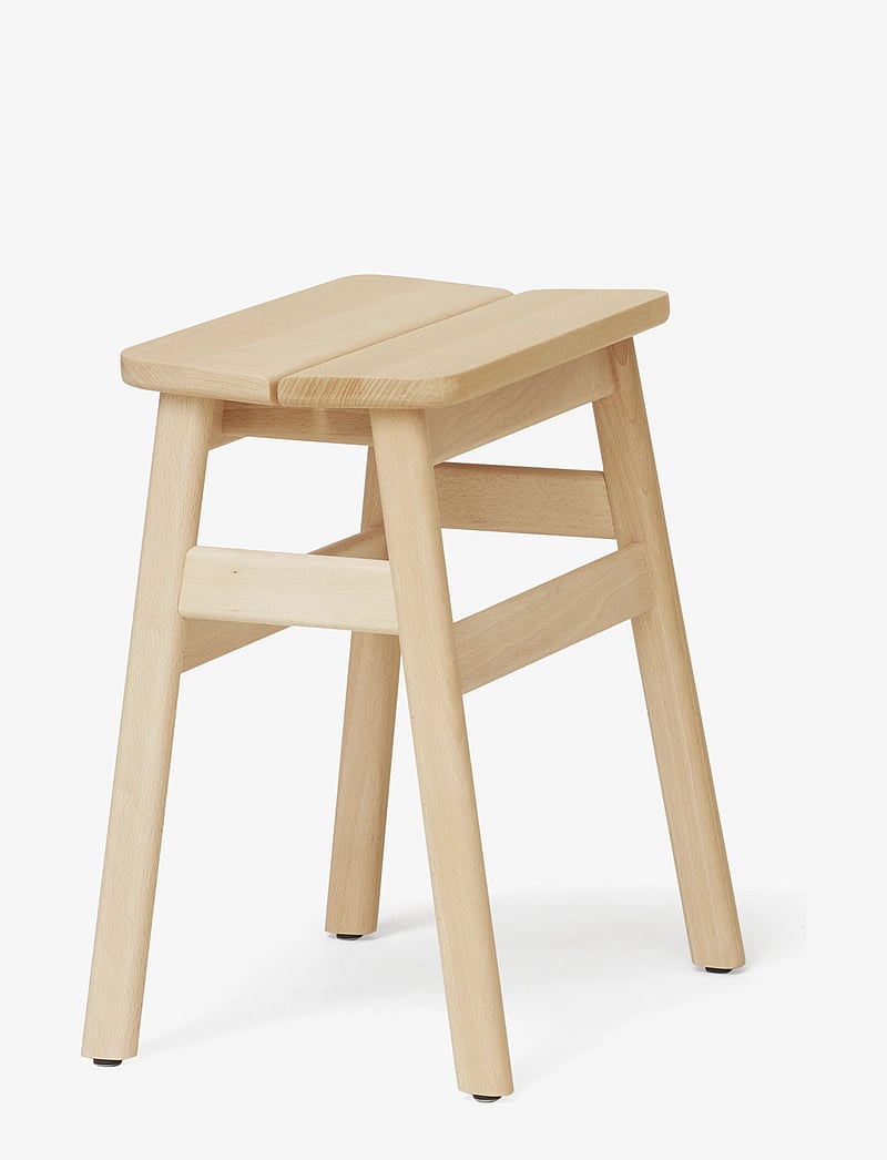 Form & Refine - Angle Standard Stool 45 - hocker & bänke - beech - 2