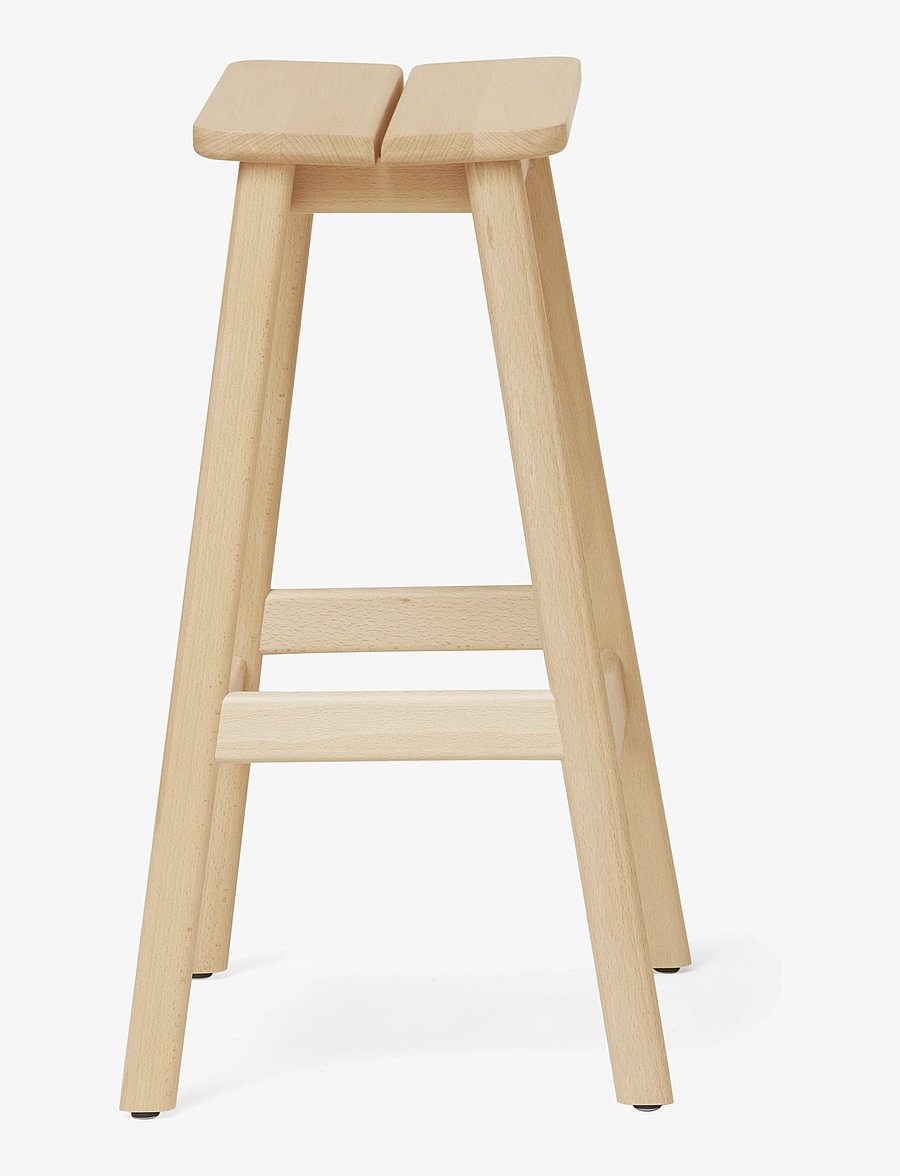 Form & Refine - Angle Standard Bar Stool 65 - taburetės ir suolai - beech - 3