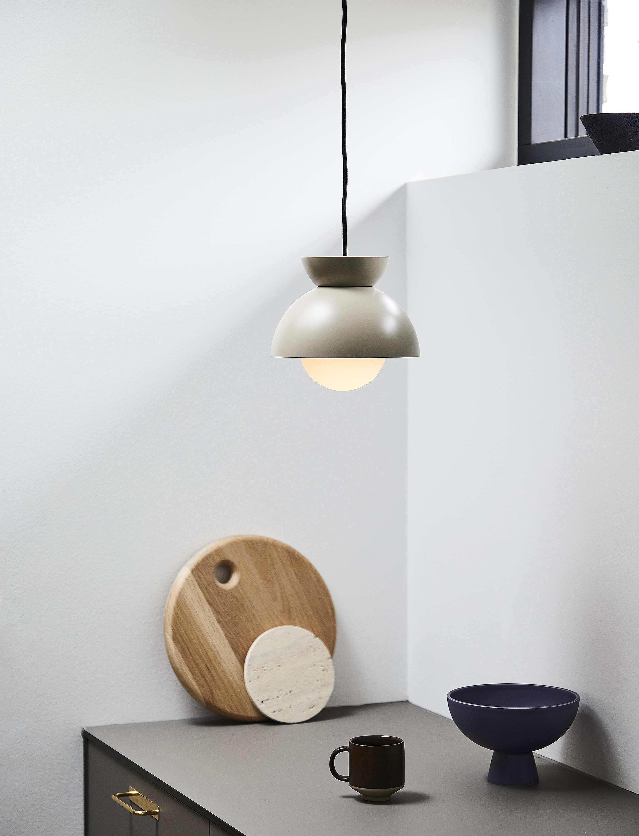 Frandsen Lighting Butterfly Pendant, Ø21X18 cm, Ceiling Lamps, Creme - Pendant Homeware