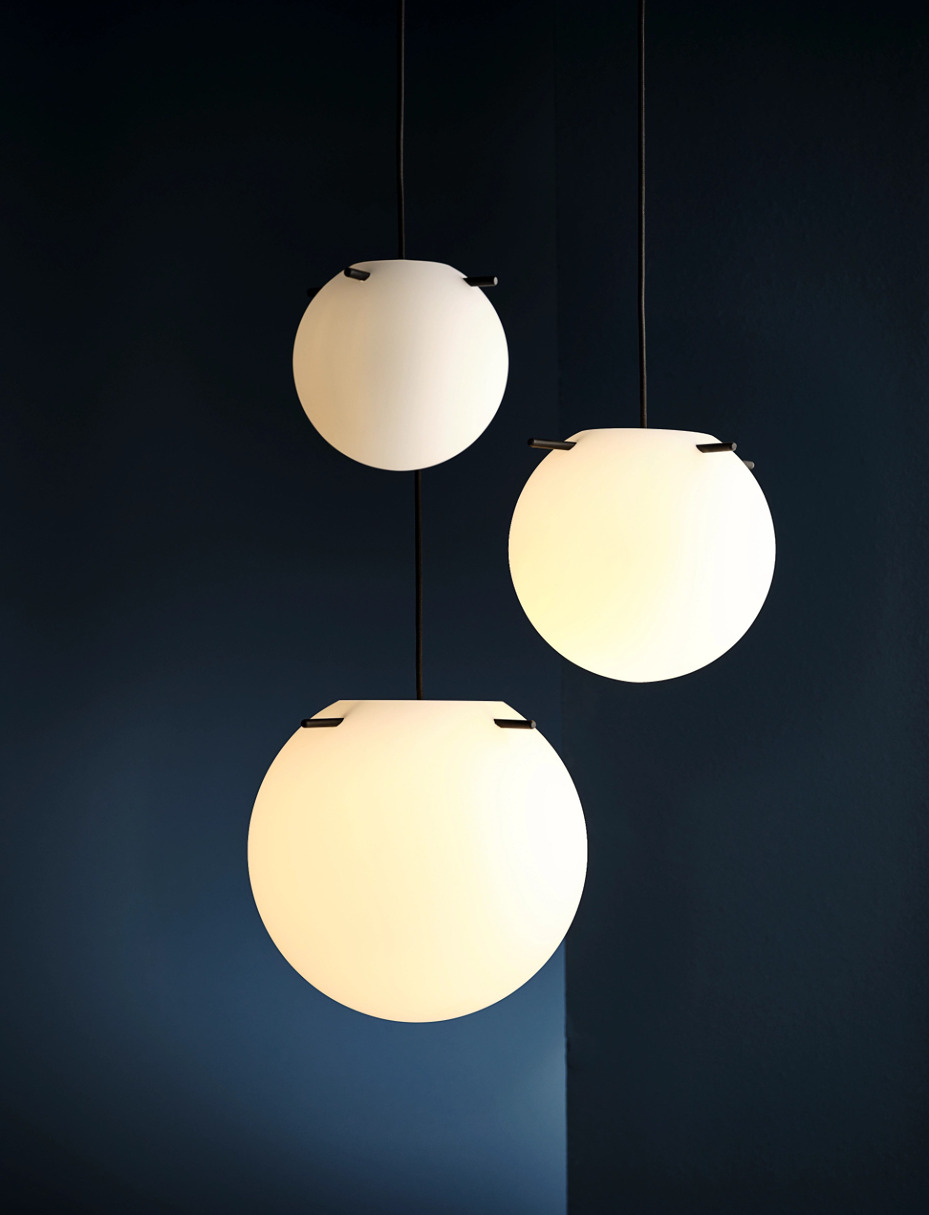 Frandsen Lighting - Koi Pendant Ø19 EU - lubiniai šviestuvai - opal - 3