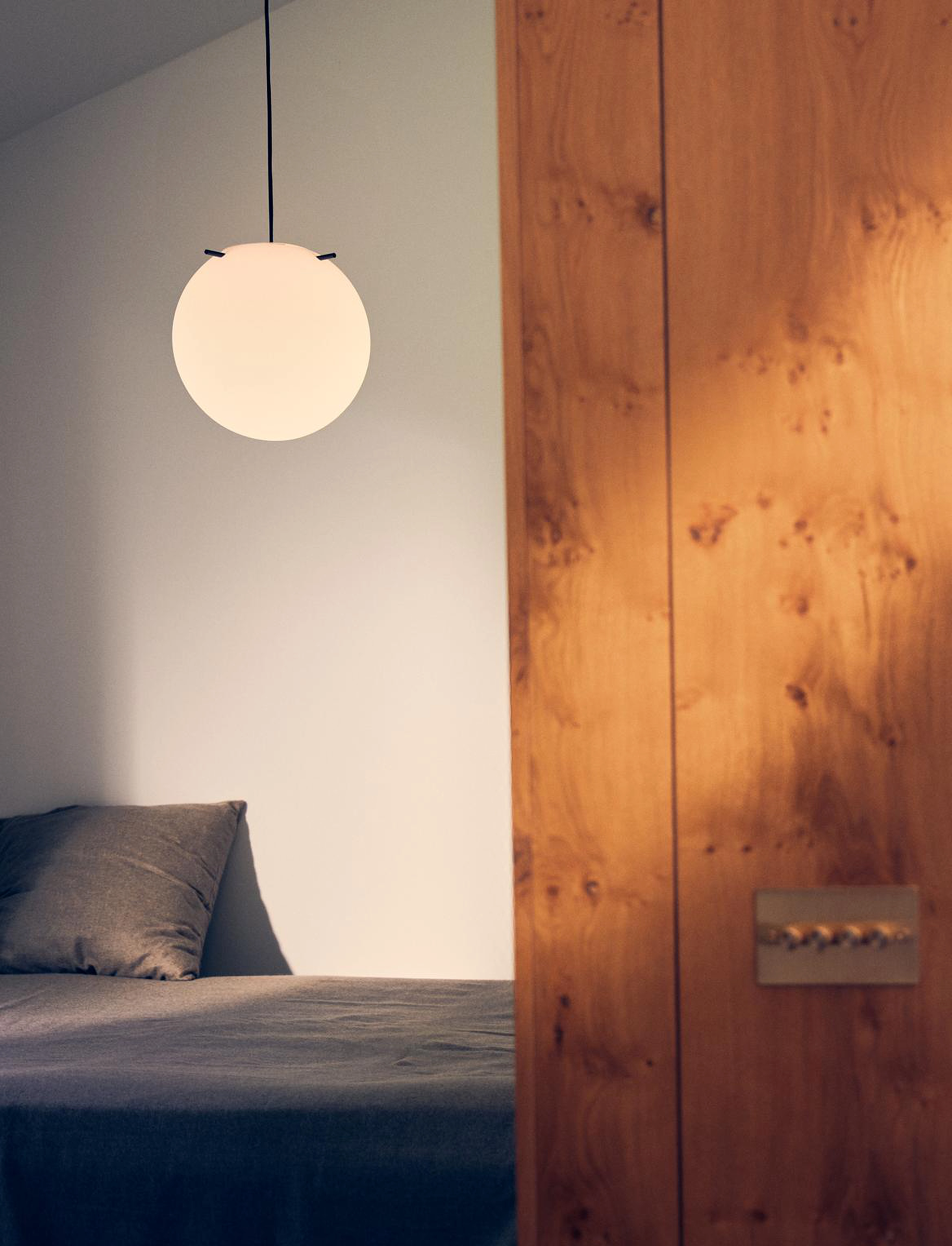 Frandsen Lighting - Koi Pendant Ø25 EU - pendellampor - opal - 4