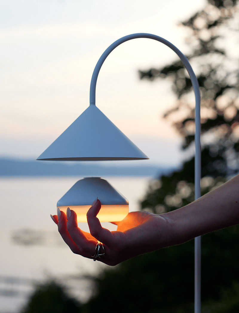 Frandsen Lighting - One Light Source - nach preis einkaufen - opal - 2