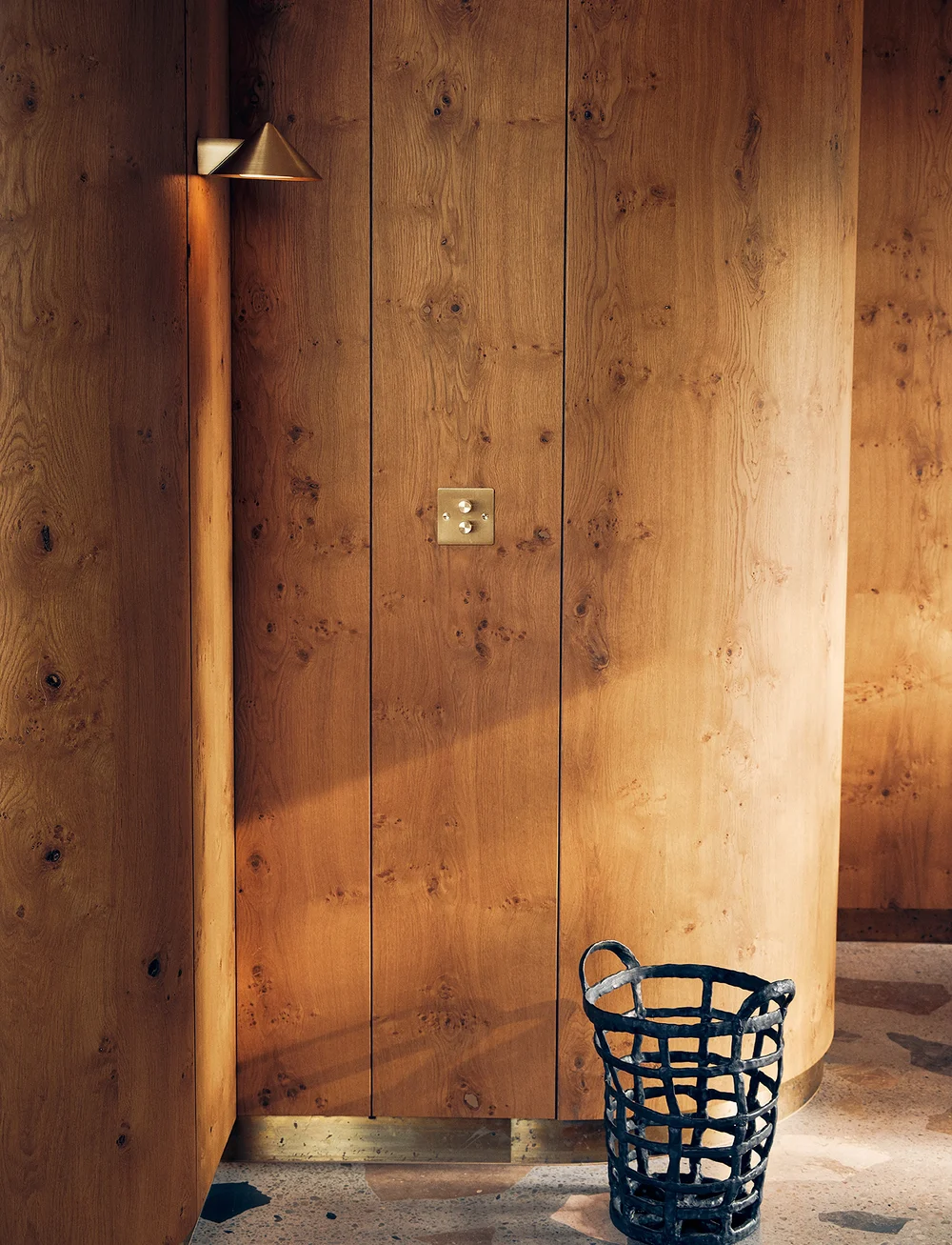 Frandsen Lighting - Grasp wall - wandleuchten - solid brass - 3