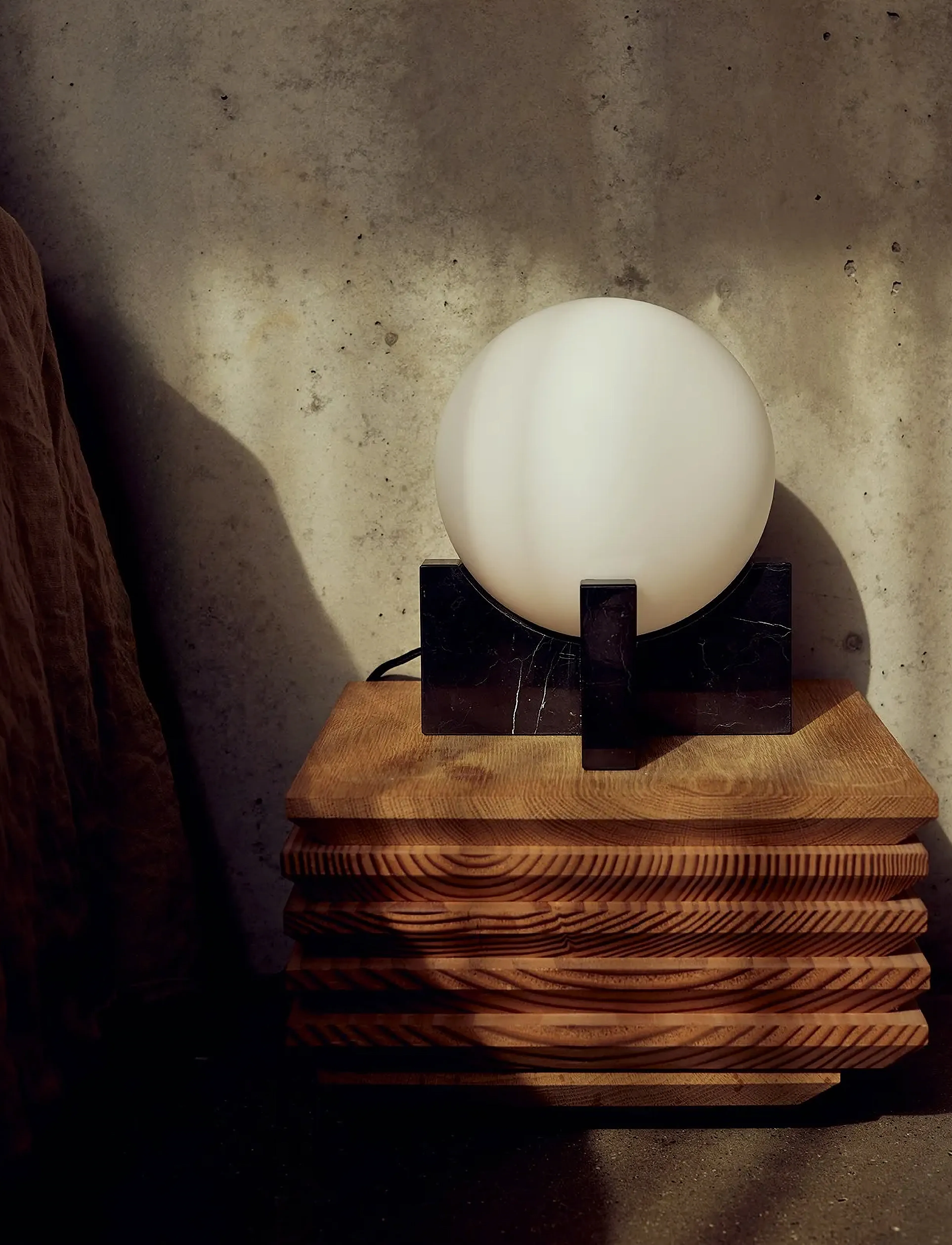 Frandsen Lighting Hito Table/Wall Lamp, H23, Lamps, Weiß - Table Homeware