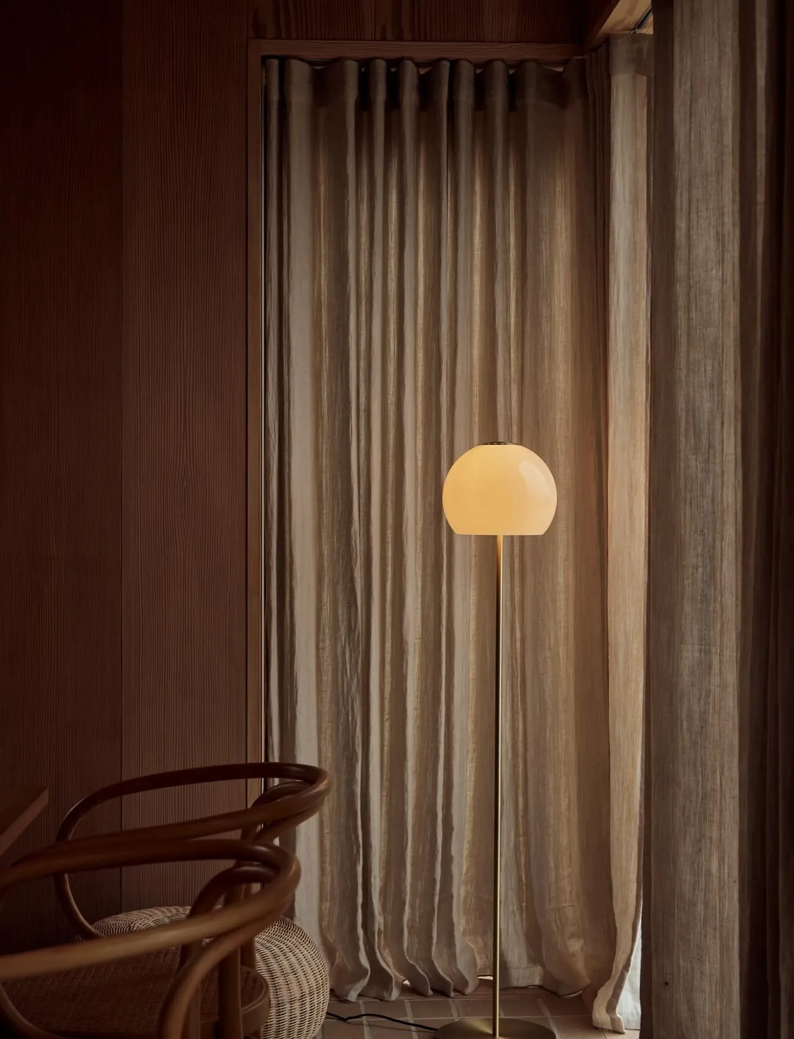 Frandsen Lighting Ball Glass Floor, Ø 25 cm, Lamps, Creme - Floor Homeware