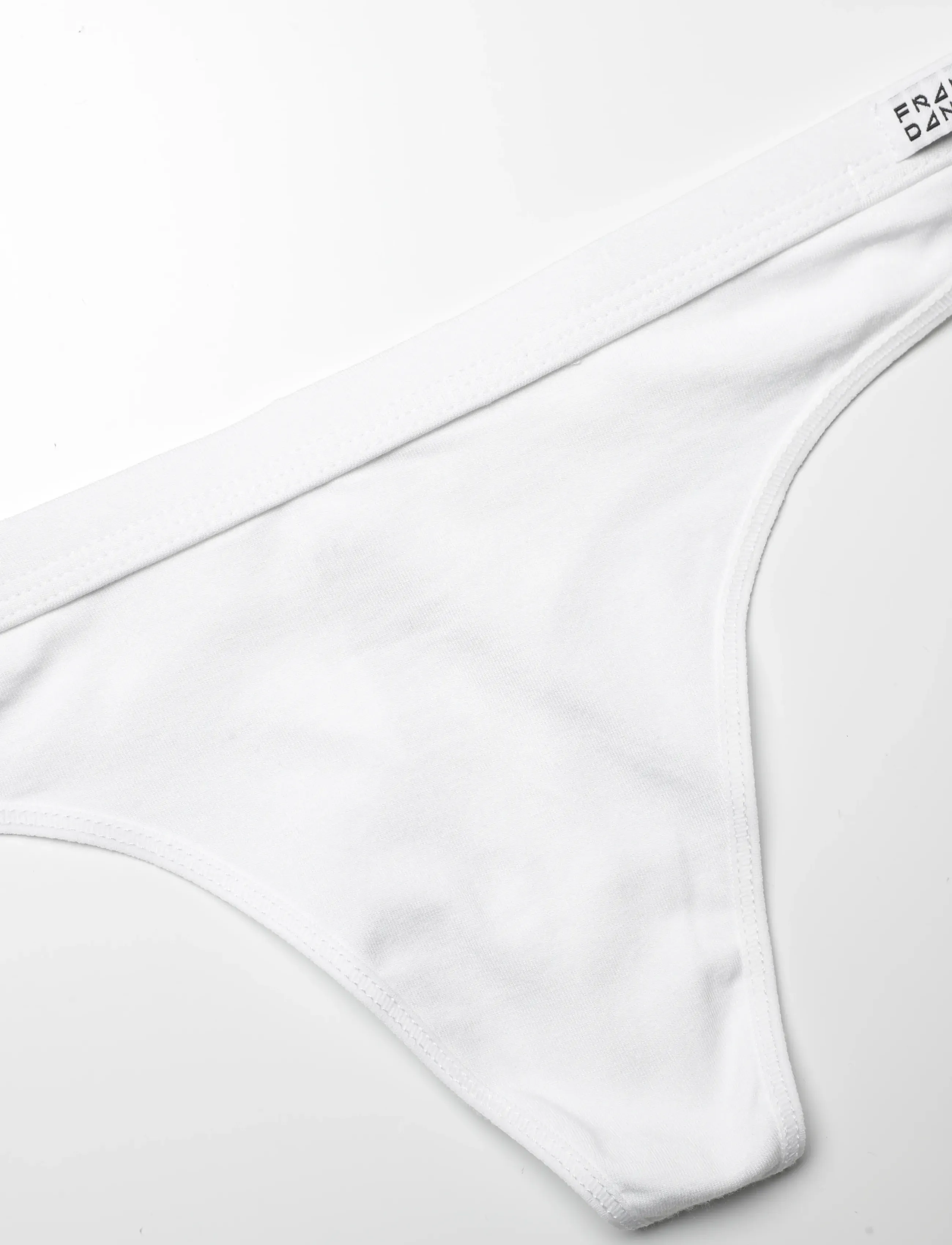 Frank Dandy - Women's Bamboo Legend Thong - laveste priser - white - 2