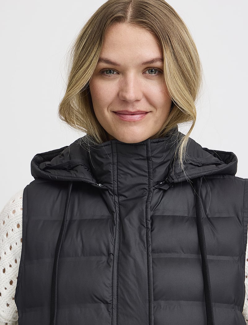 Fransa - FRBAFAB 1 Waistcoat - kevadjoped - black - 5