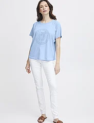Fransa - FRELINA TEE 2 - t-shirts - hydrangea mix - 0