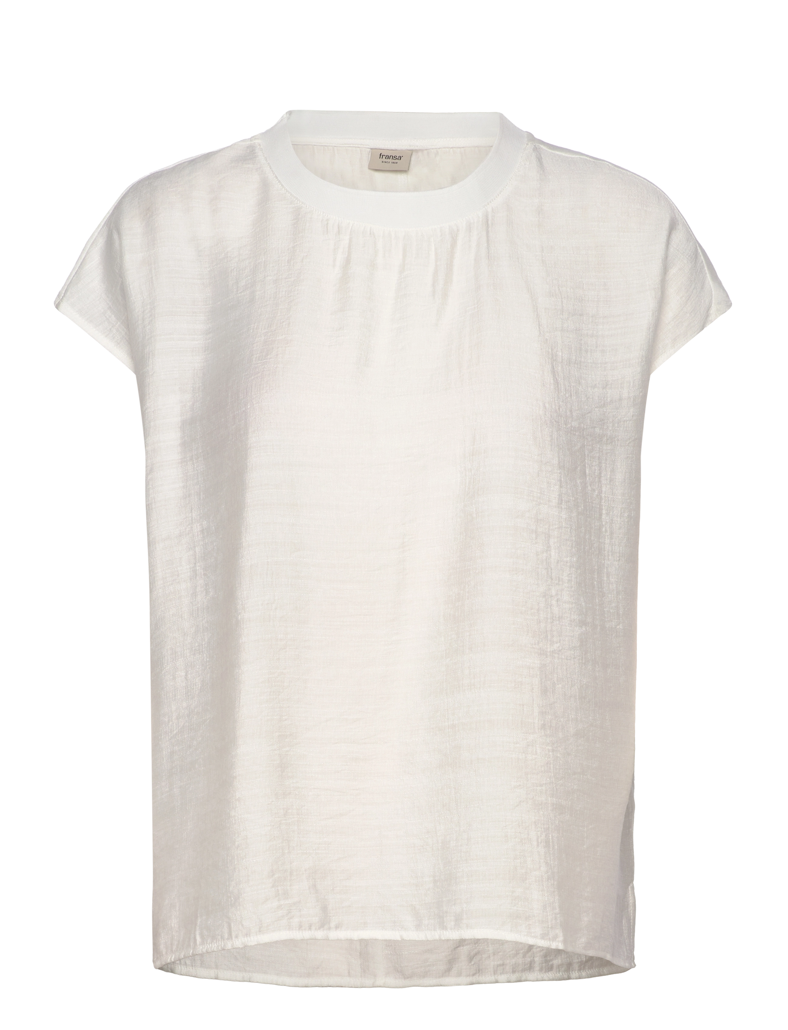 WHISPER WHITE
