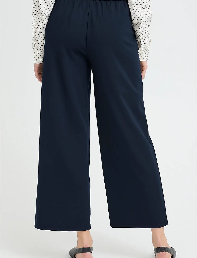 Fransa - FRBLAZER PA 5 - culottes - dark peacoat - 4