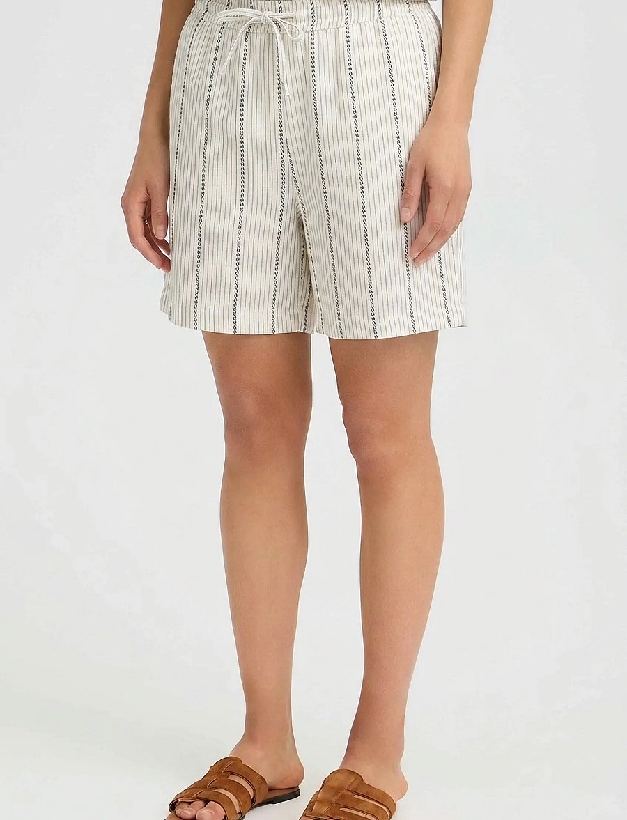 Fransa - FRBONNIE SHO 1 - casual shorts - white art - 3