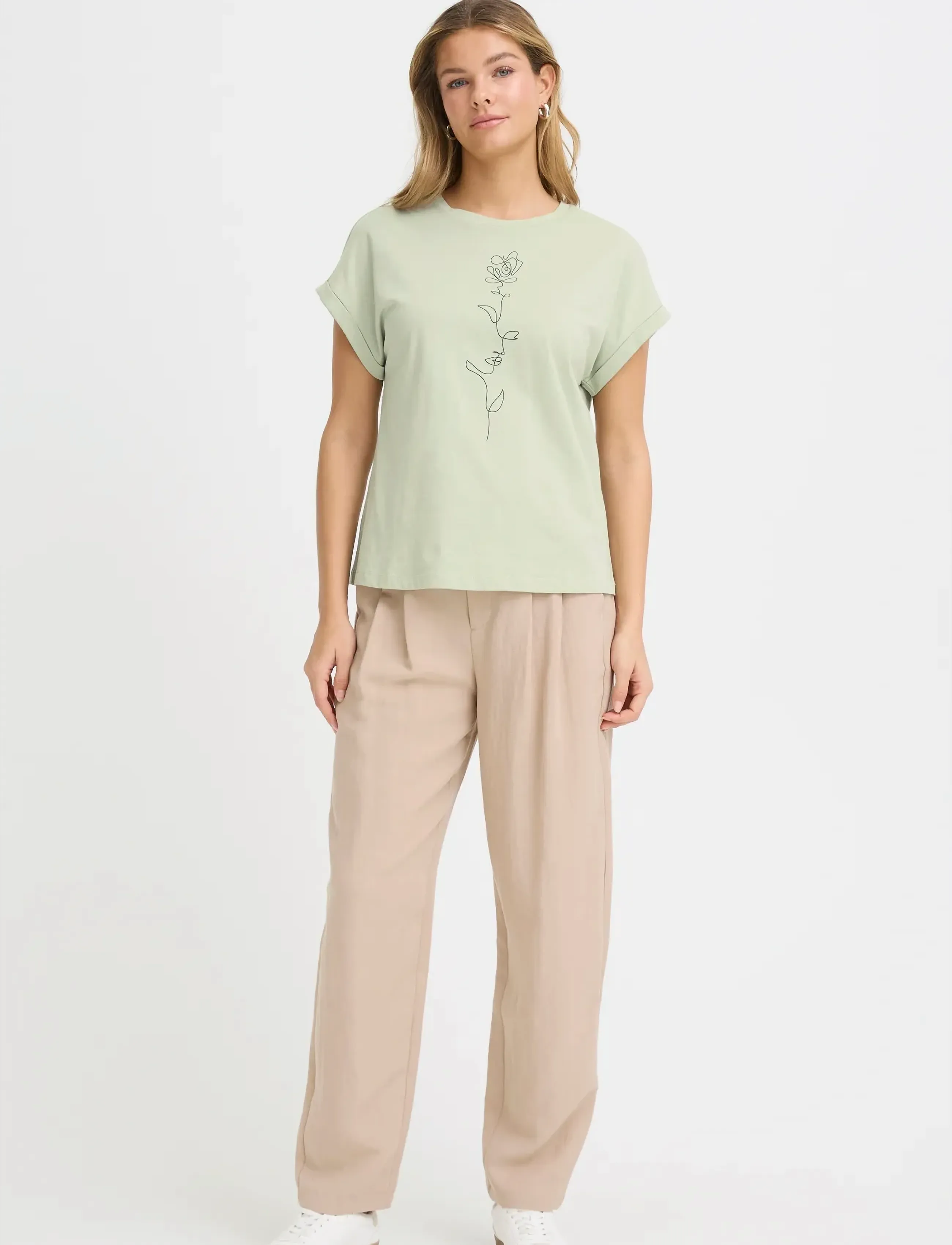 Fransa FRGALI TEE 1 - T-shirts - DESERT SAGE FLOWERLINE / green
