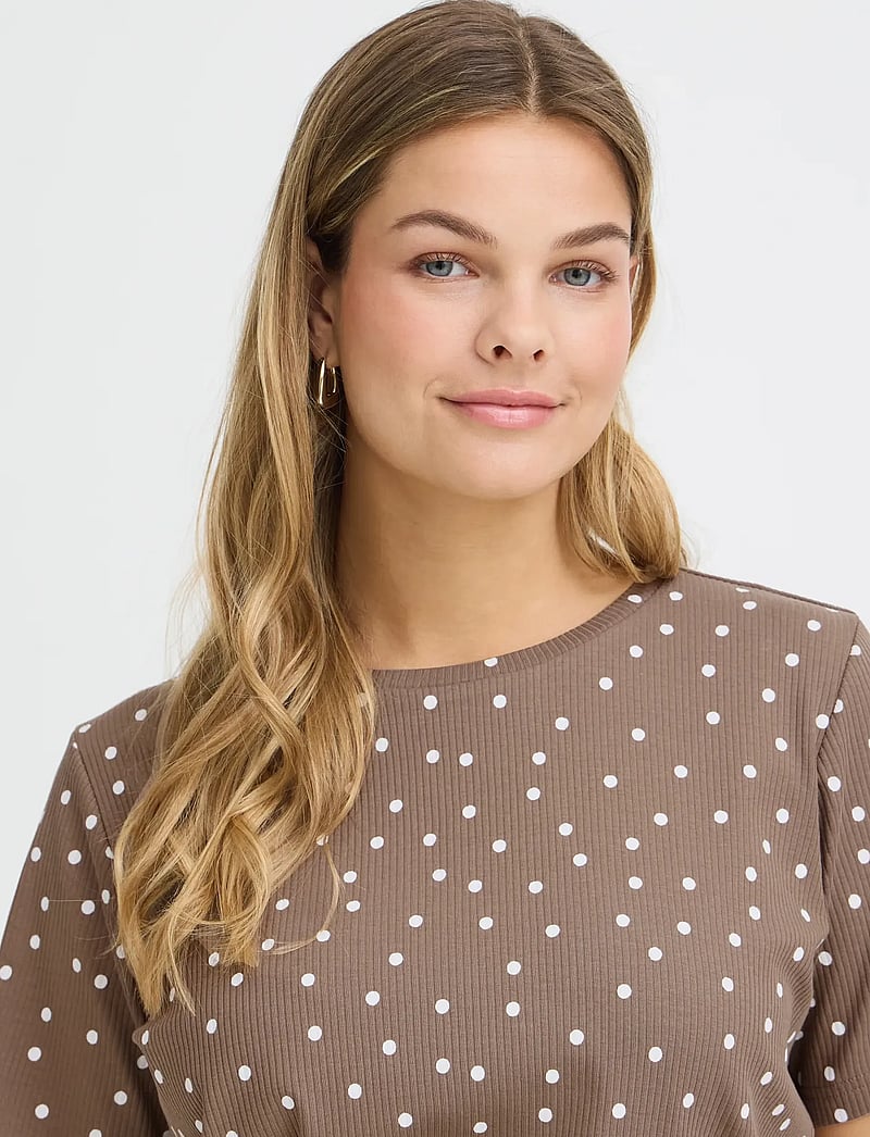 Fransa - FRTESS TEE 1 - t-shirts - dot dots mountain t. white dot - 5