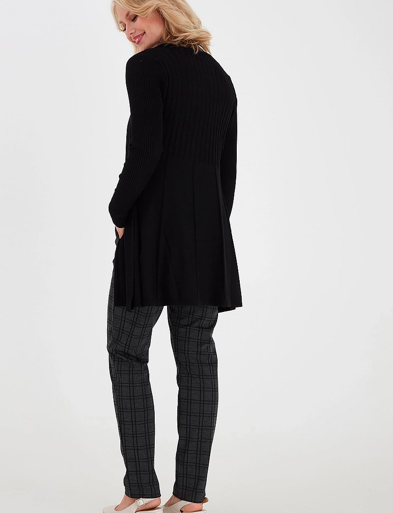 Fransa - Zubasic 61 Cardigan - cardigans - black - 5