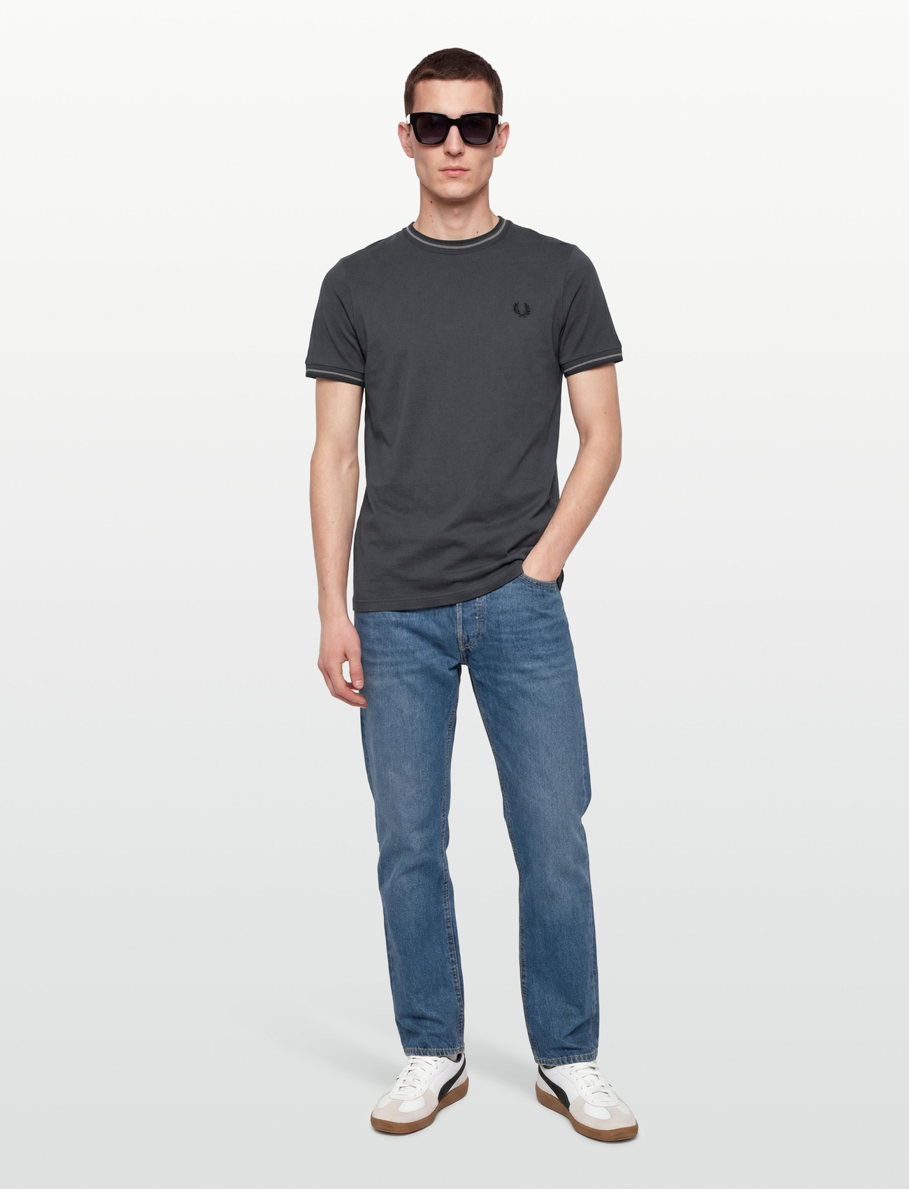 Fred Perry Twin Tipped T-Shirt - - M 1