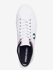 Fred Perry - UNDERS TIP CUFF TWILL - lave sneakers - white - 3