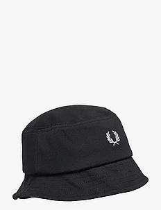 PIQUE BUCKET HAT, Fred Perry