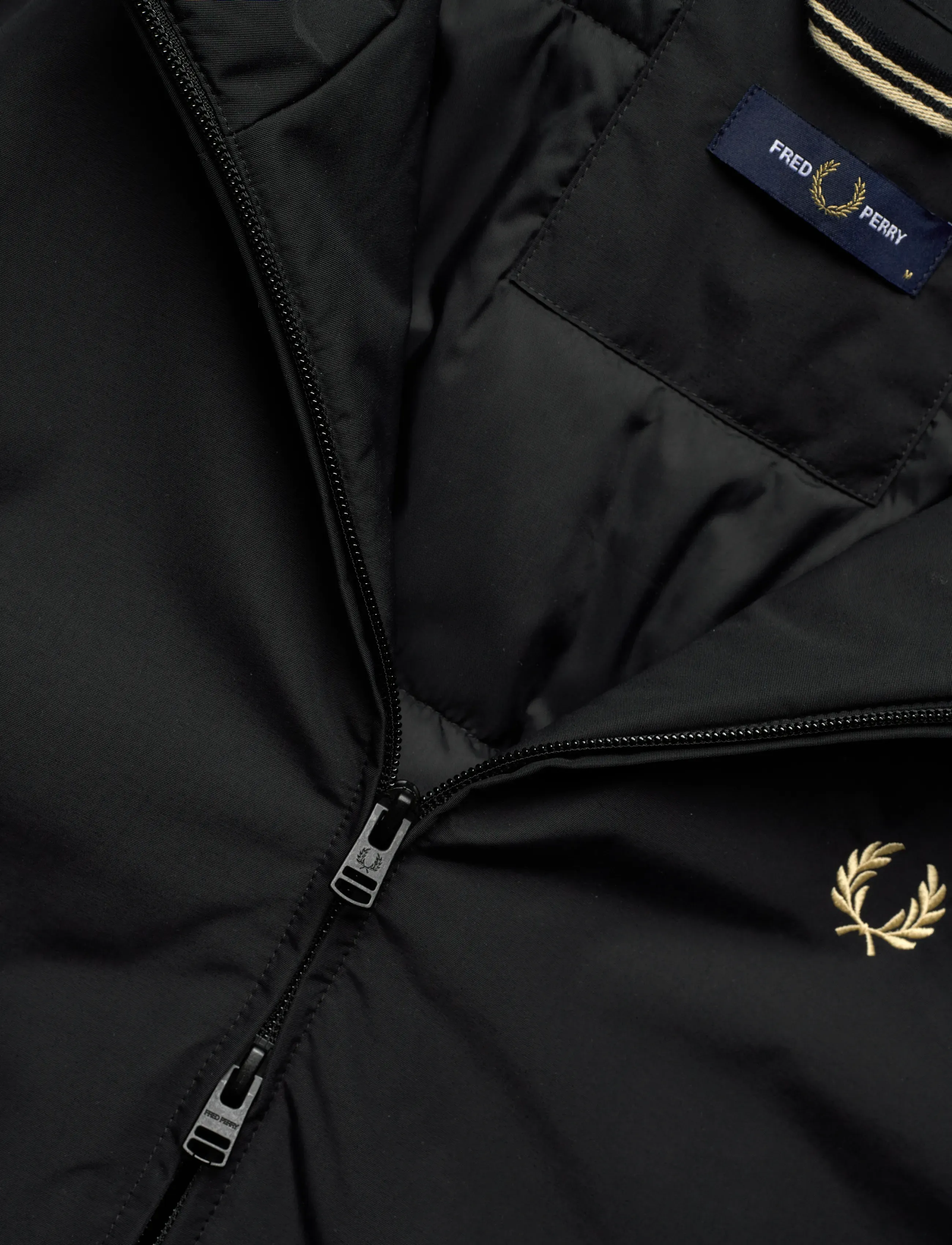 Fred Perry - HOODED BRENTHAM JACKET - gefütterte jacken - black - 2