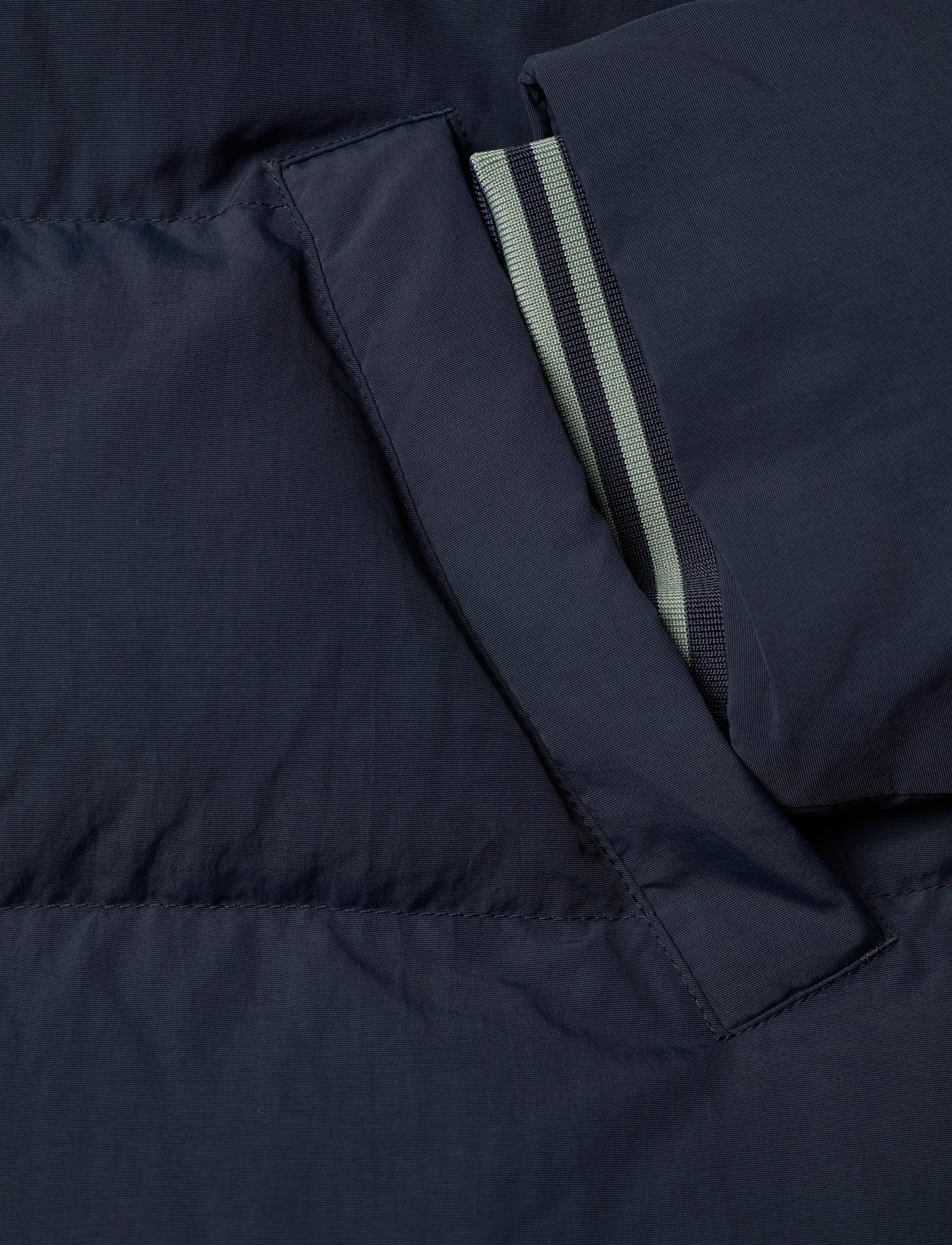 Fred Perry - RAGLAN SLEEVE PADDED JACKET - dunjakker - dark airforce - 3