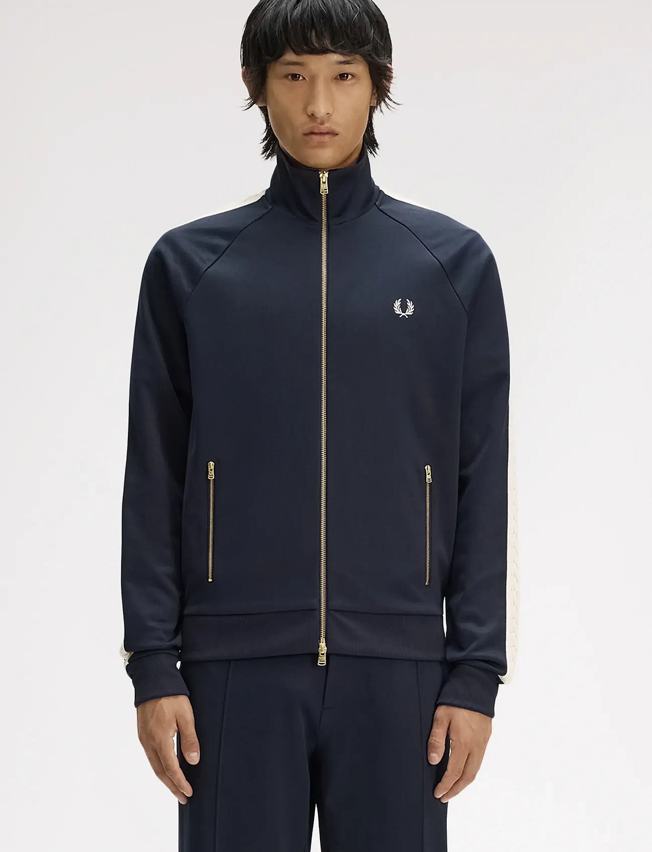 CABLE TAPED TRACK JKT