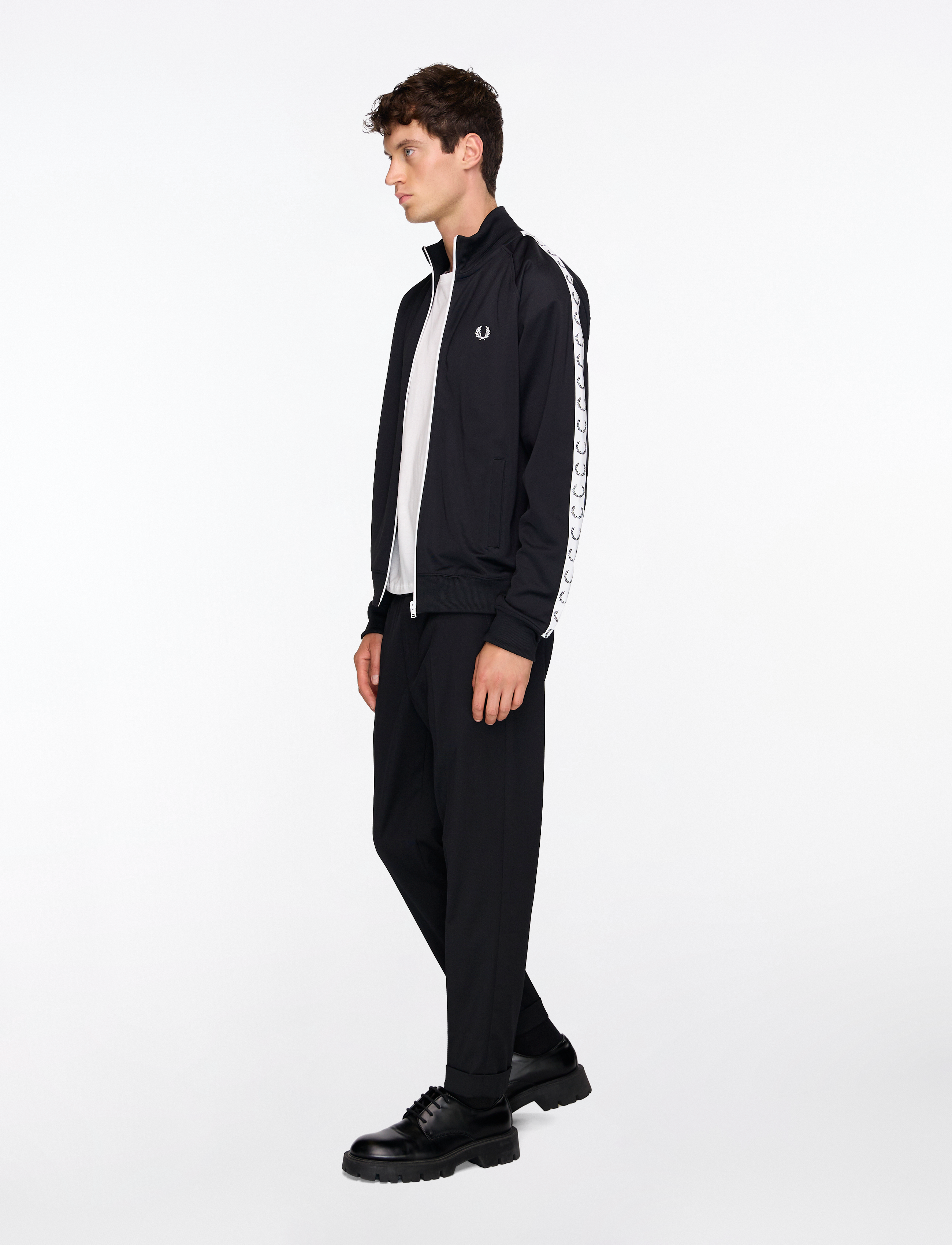 Fred Perry - TAPED TRACK JACKET - vacation essentials - black - 3