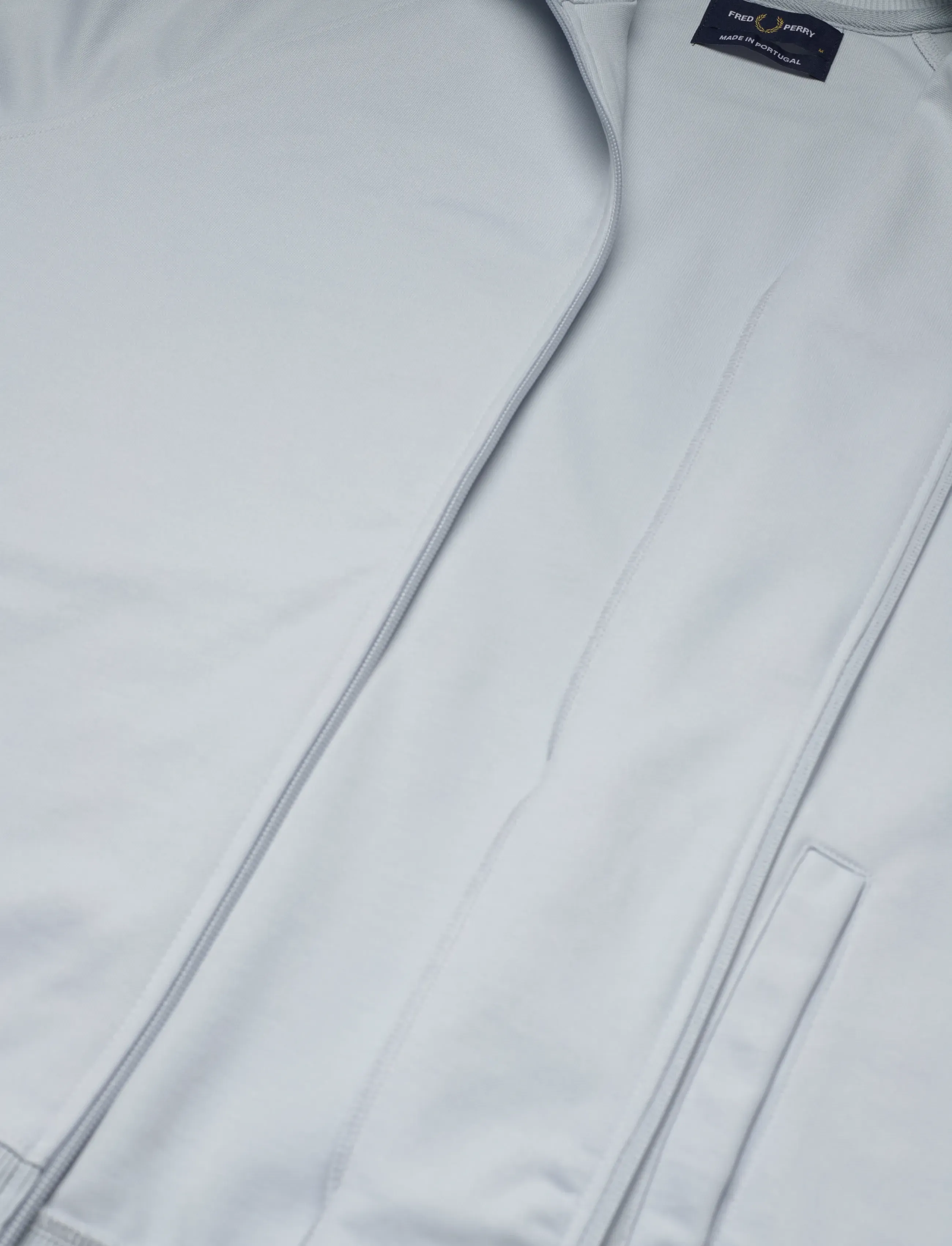 Fred Perry Taped Track Jacket – sweatshirts – shop på Booztlet