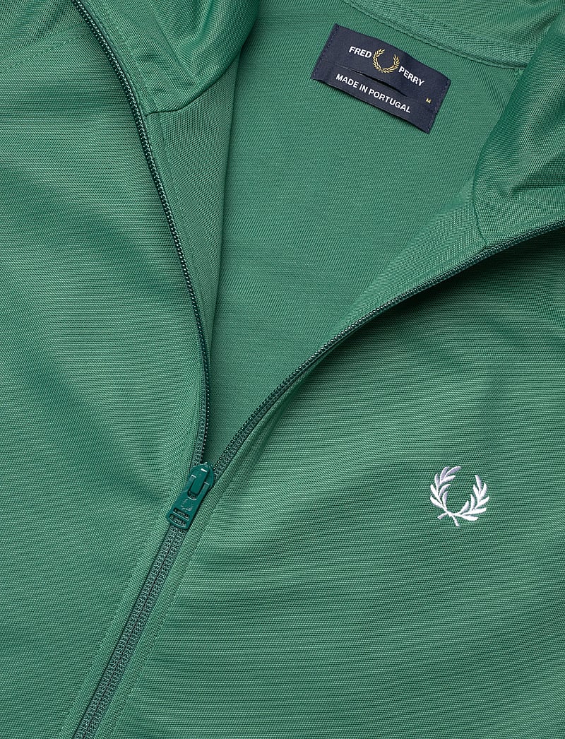 Fred Perry - CONTRAST TAPE TRACK JKT - oberteile - sport green - 4