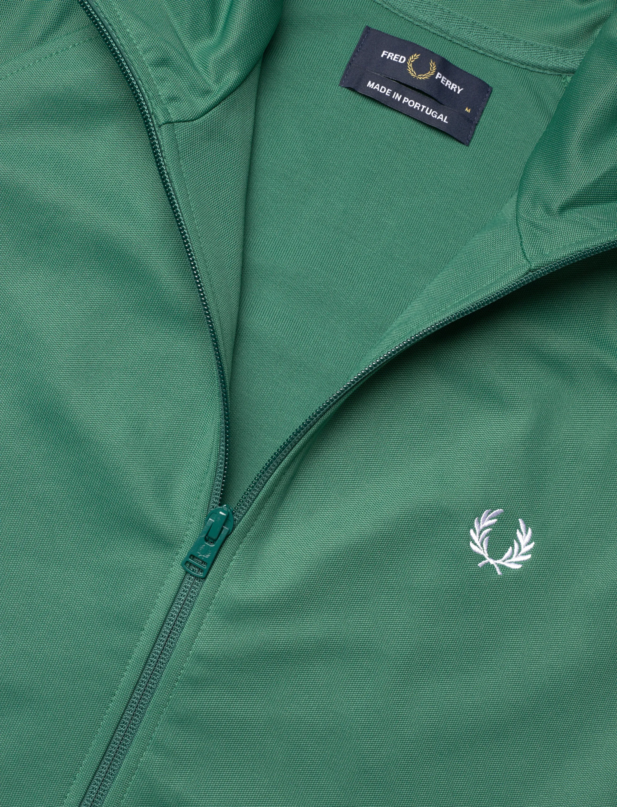 Fred Perry - CONTRAST TAPE TRACK JKT - tops - sport green - 4