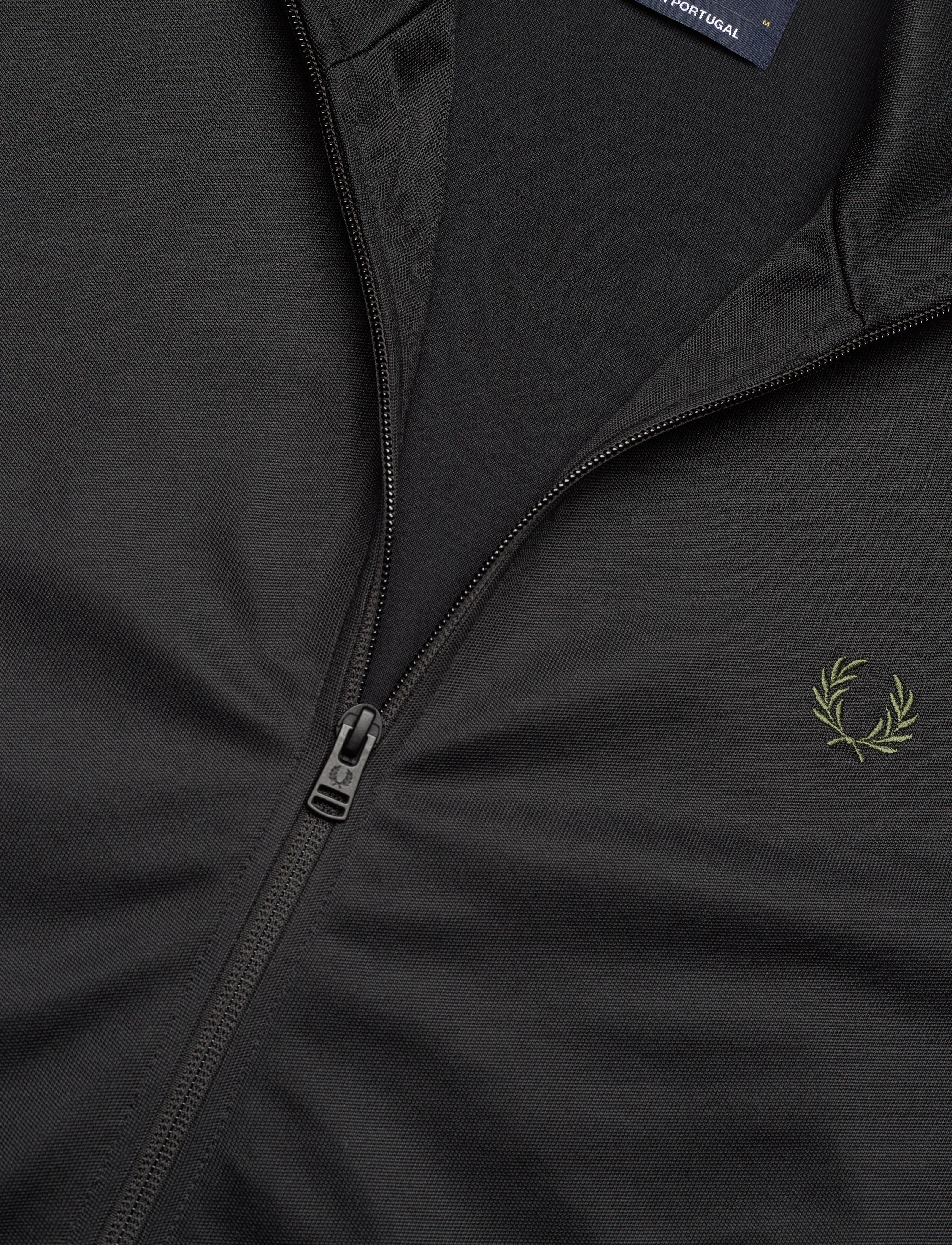 Fred Perry - TRACK JACKET - sweatshirts - black/laurel w green - 4