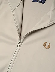 Fred Perry - TRACK JACKET - svetarit - light oyster - 2