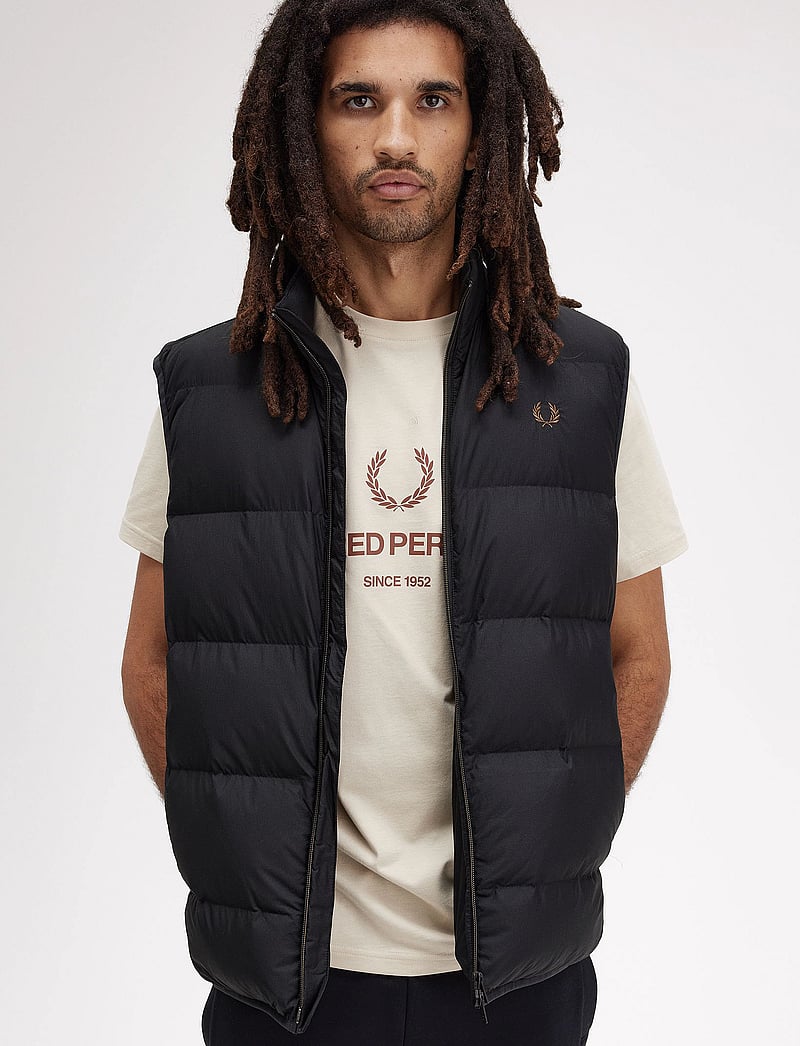 Fred Perry - INSULATED GILET - västar - black - 5