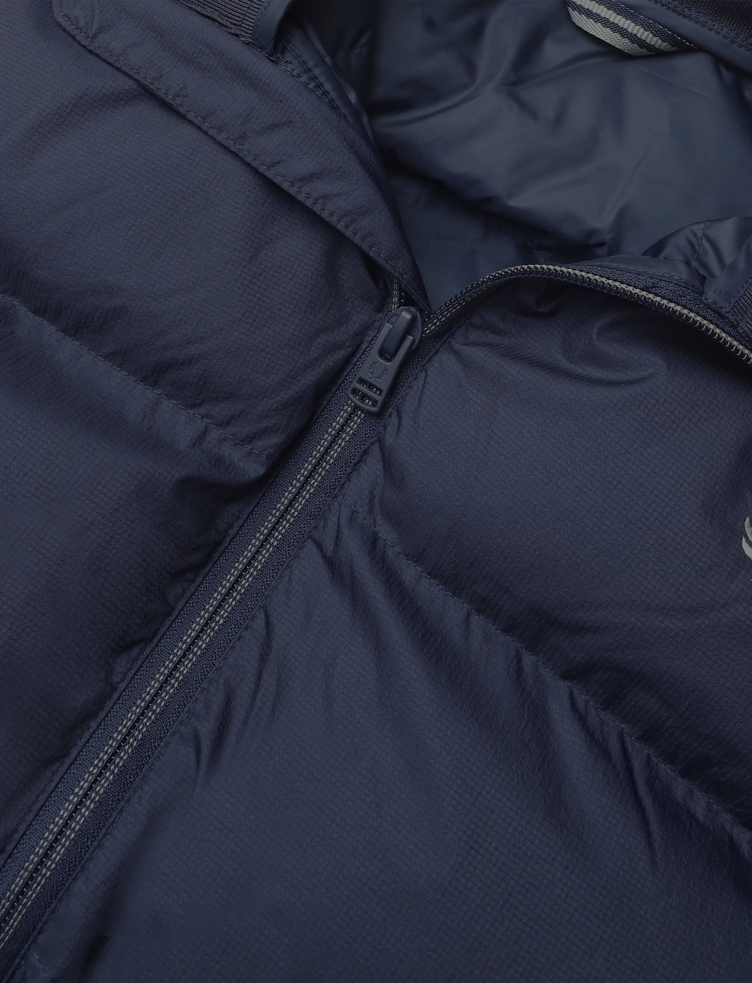 Fred Perry - INSULATED GILET - västar - dark airforce - 2