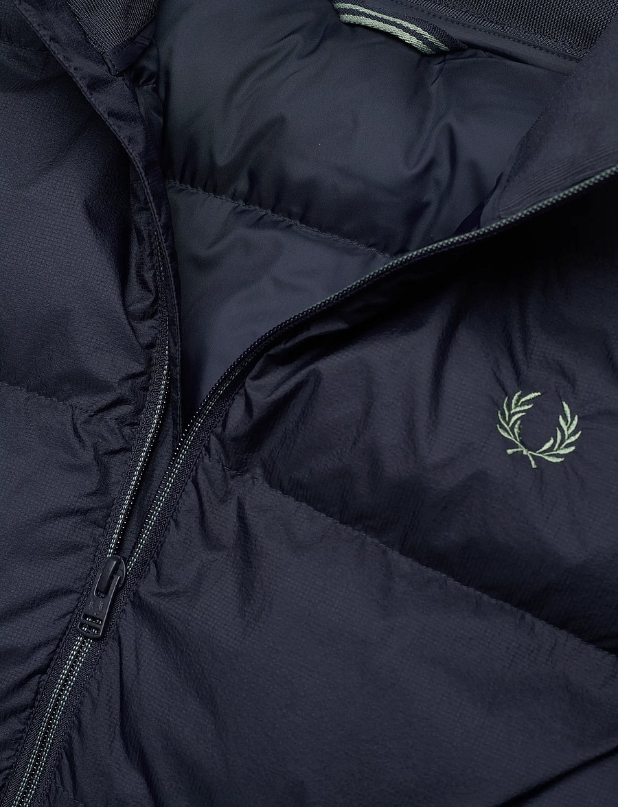 Fred Perry - INSULATED GILET - västar - dark airforce - 2