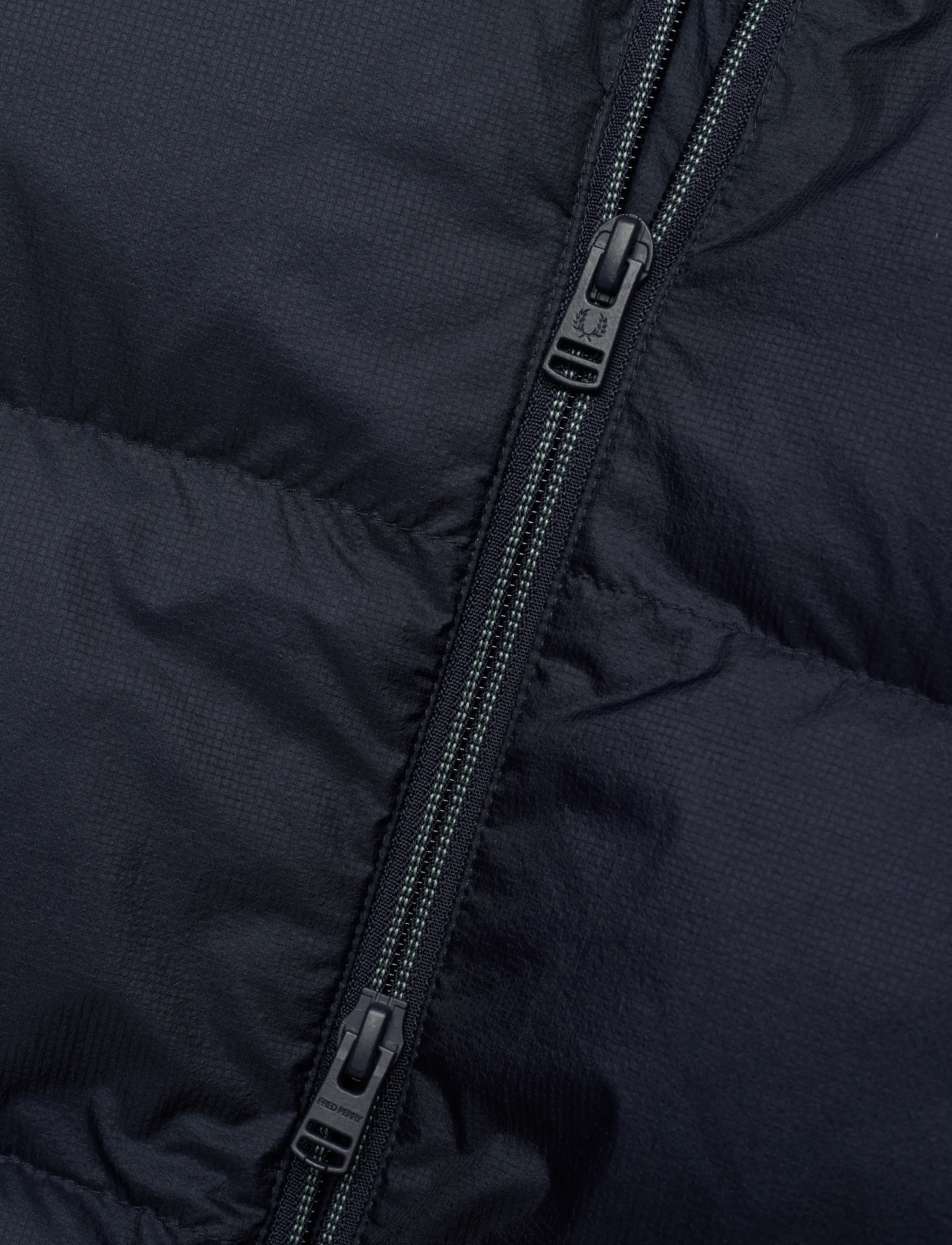 Fred Perry - INSULATED GILET - vestid - dark airforce - 4