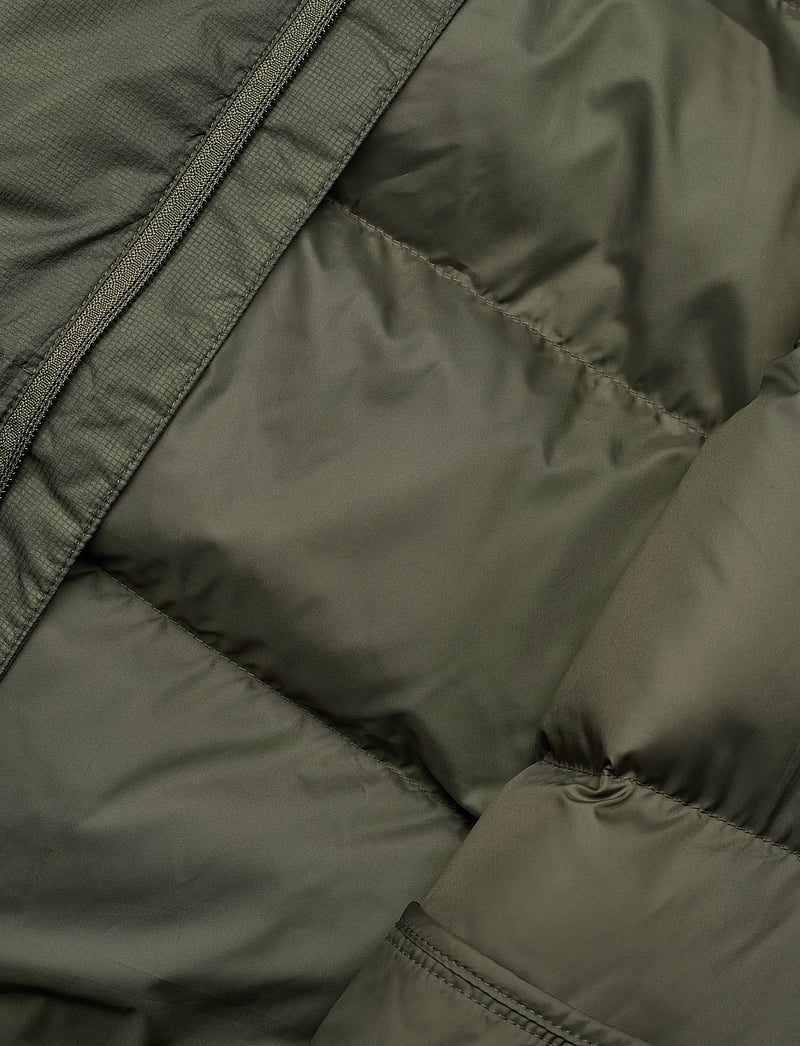Fred Perry - INSULATED GILET - västar - lrl wrth green - 4