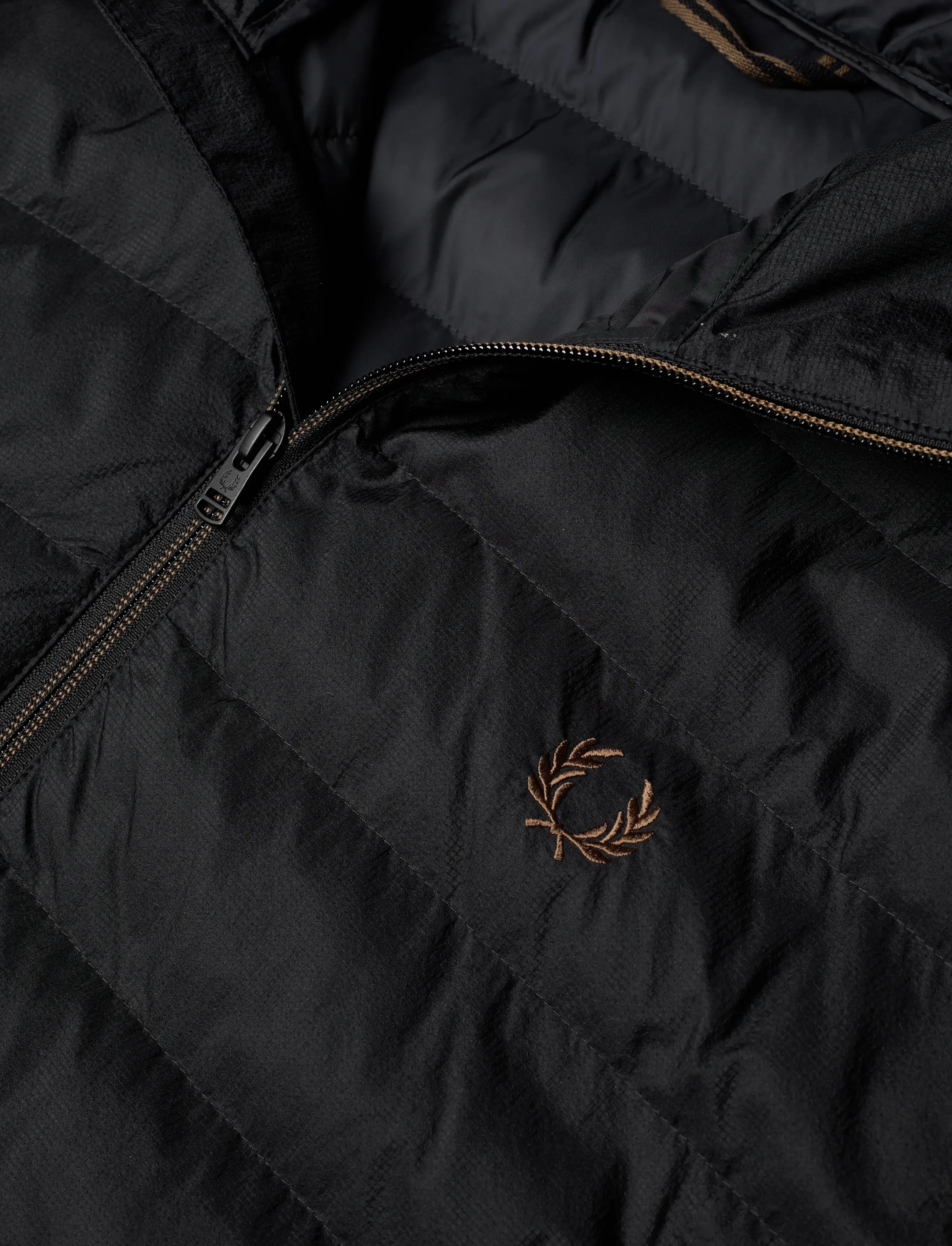 Fred Perry - HOODED INSULATED JKT - down jackets - black - 2