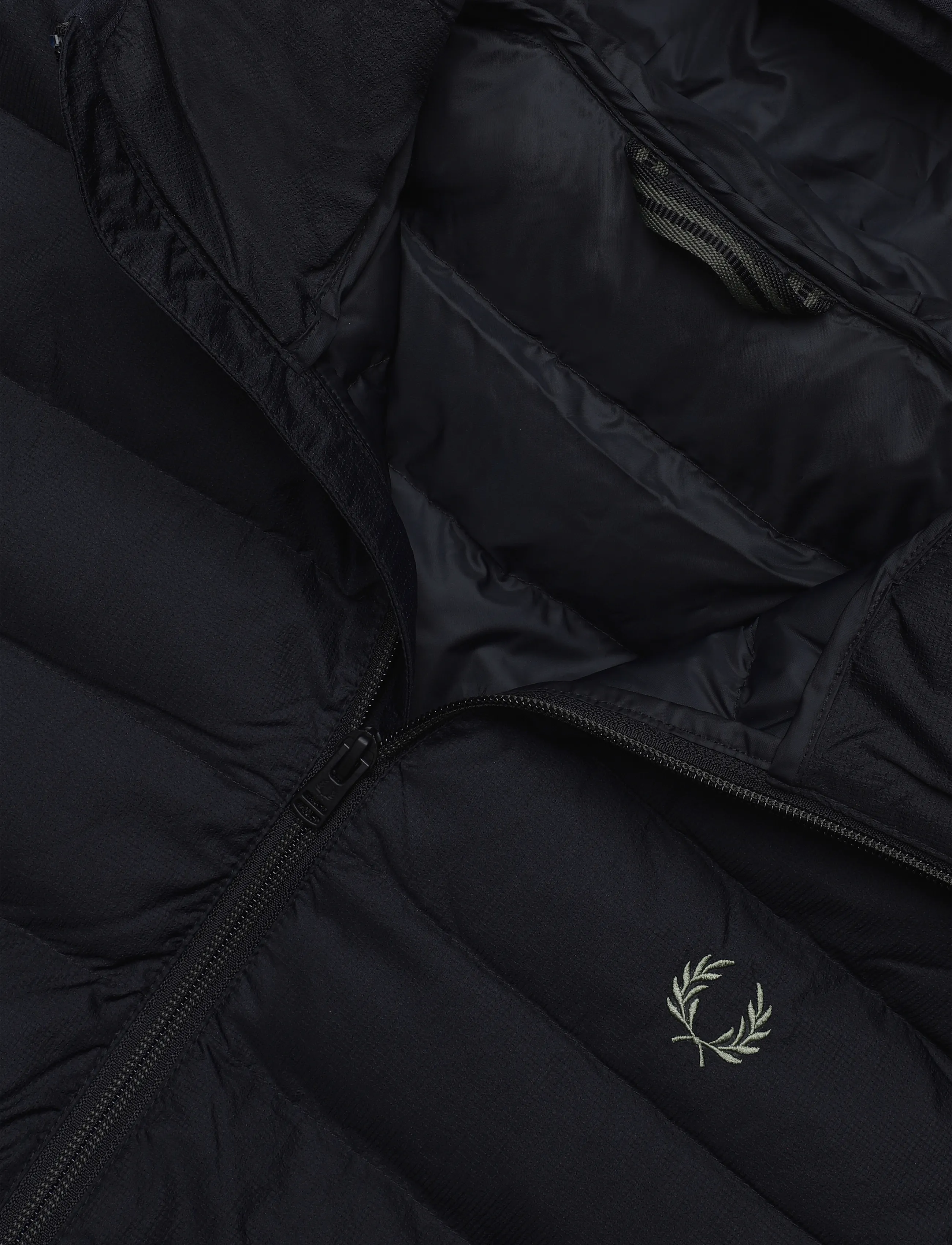 Fred Perry - HOODED INSULATED JKT - dunjackor - black - 2