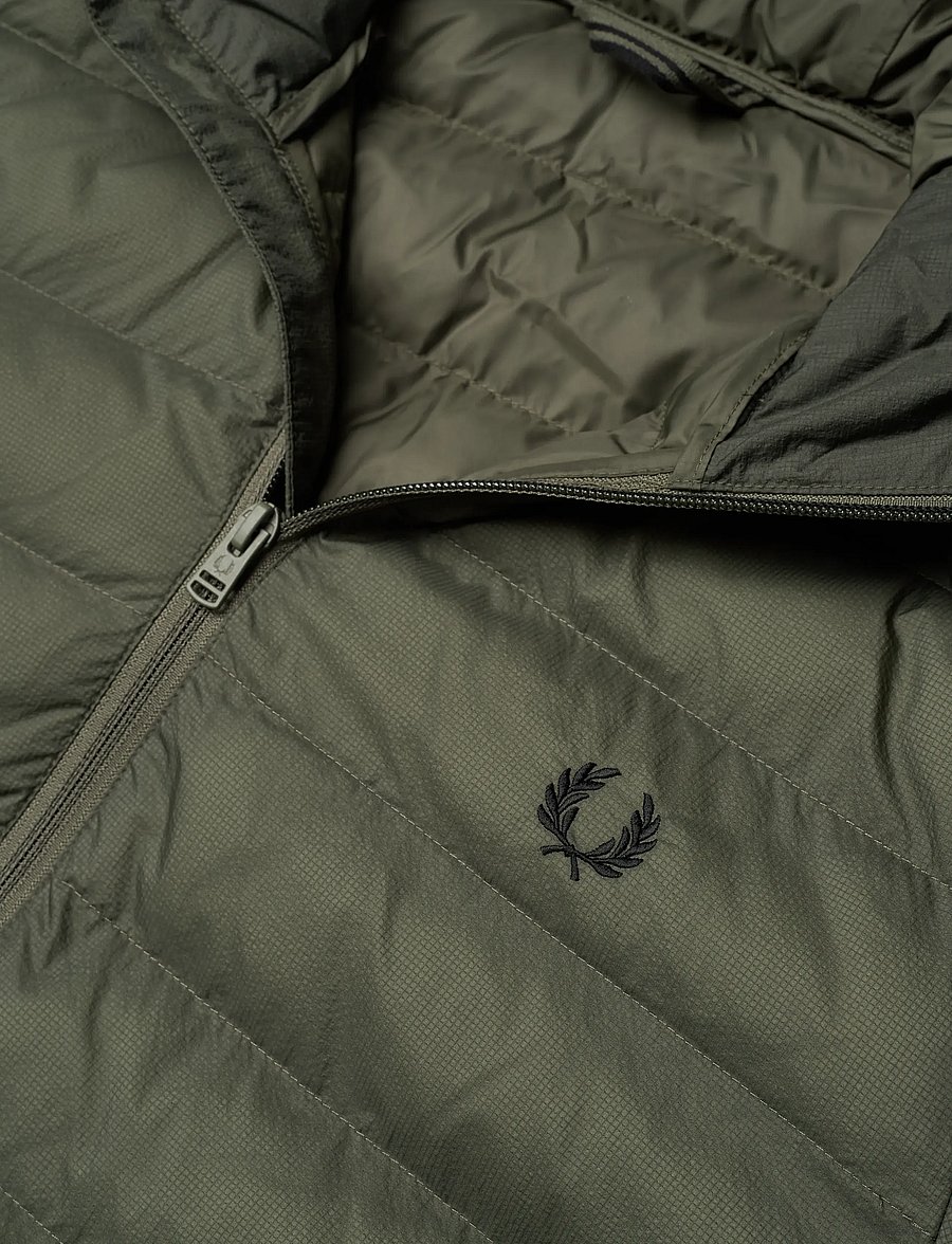 Fred Perry - HOODED INSULATED JKT - dunjakker - lrl wrth green - 2