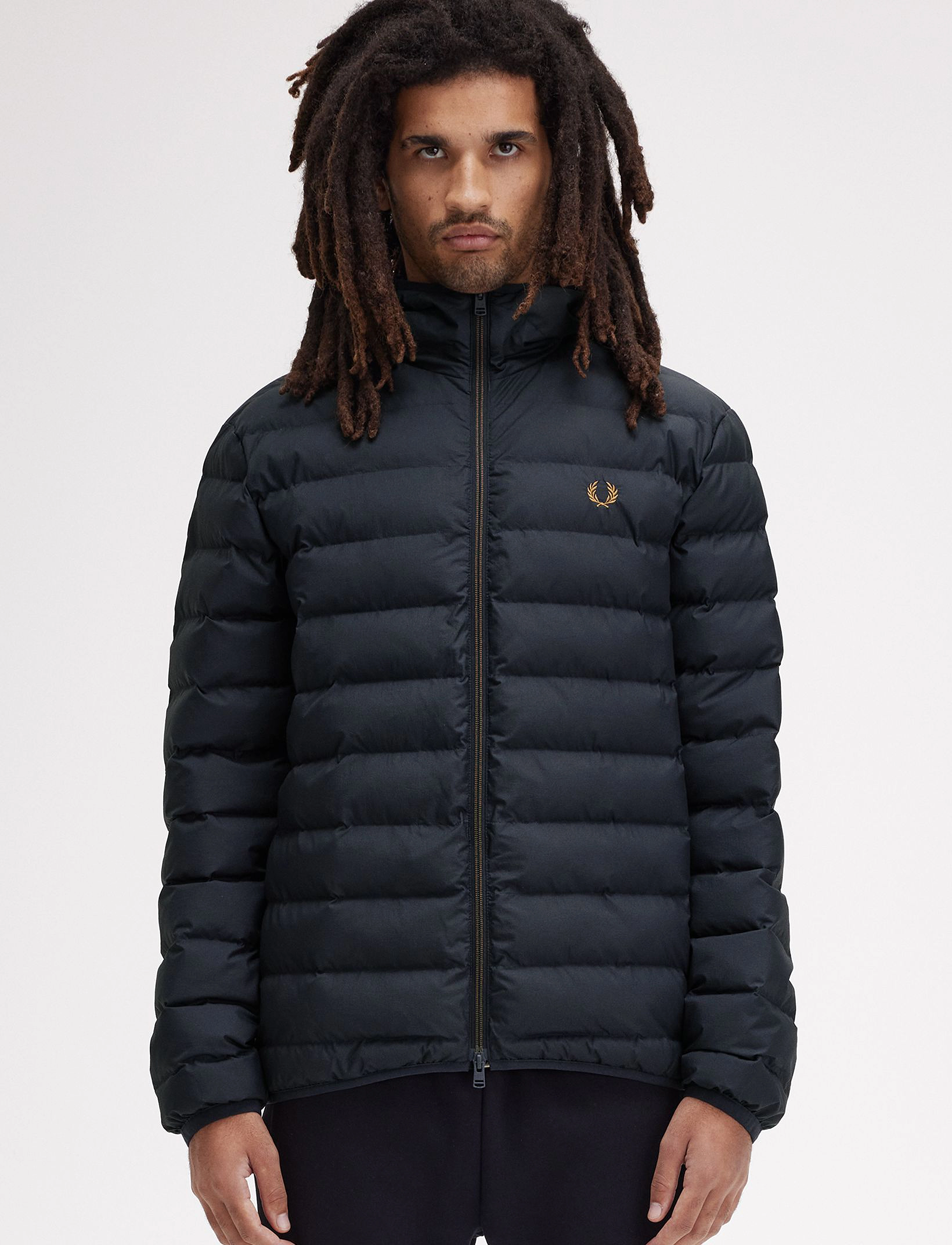 Fred Perry Hooded Insulated Jacket - 309 €. Buy Padded jackets