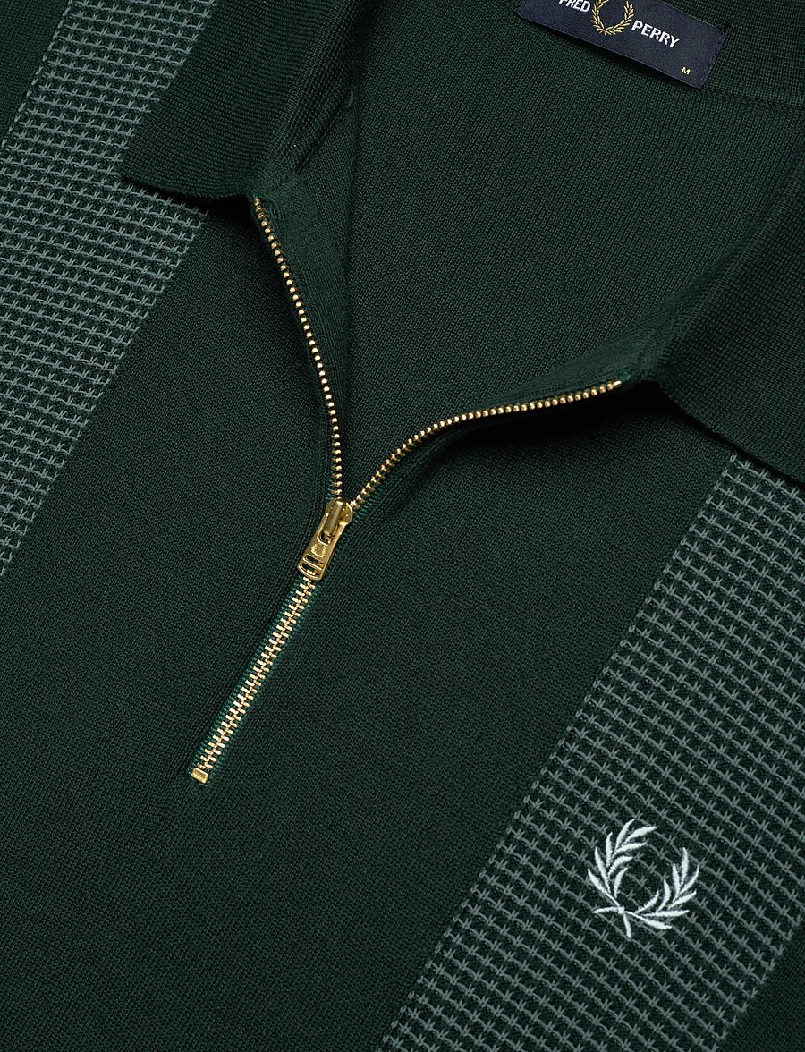 Fred Perry - PANEL DETAIL KNITTED SHIRT - kurzärmelig - grassroots - 5