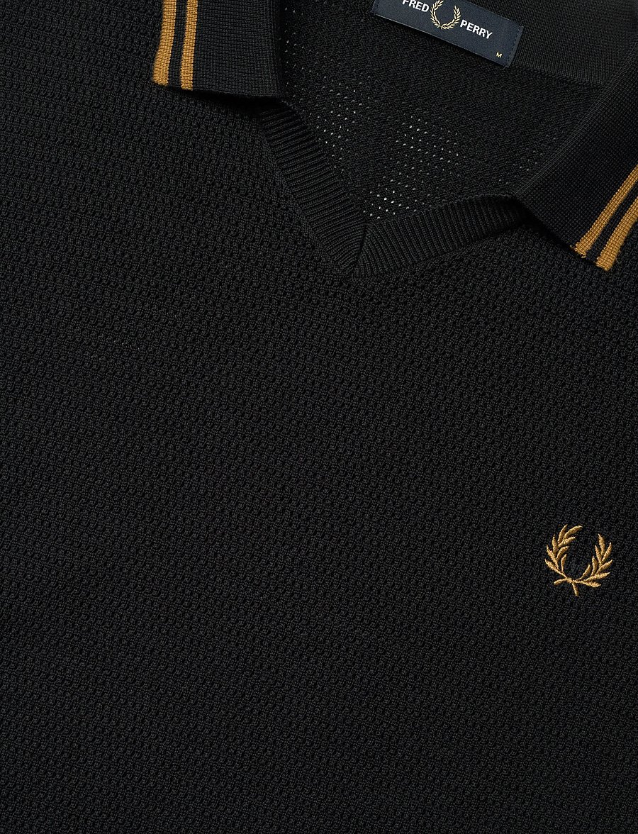Fred Perry - POINTELLE KNITTED SHIRT - stickade pikéer - black - 4