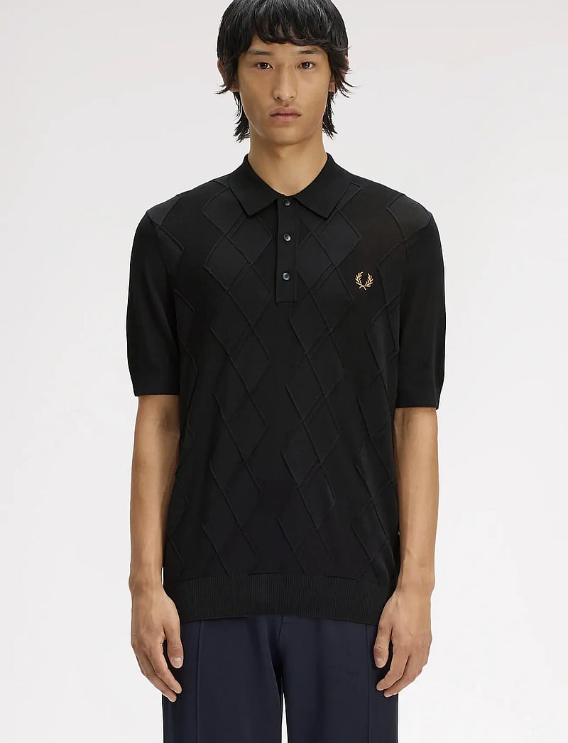 Fred Perry - CABLE KNITTED SHIRT - kootud polosärgid - black - 0