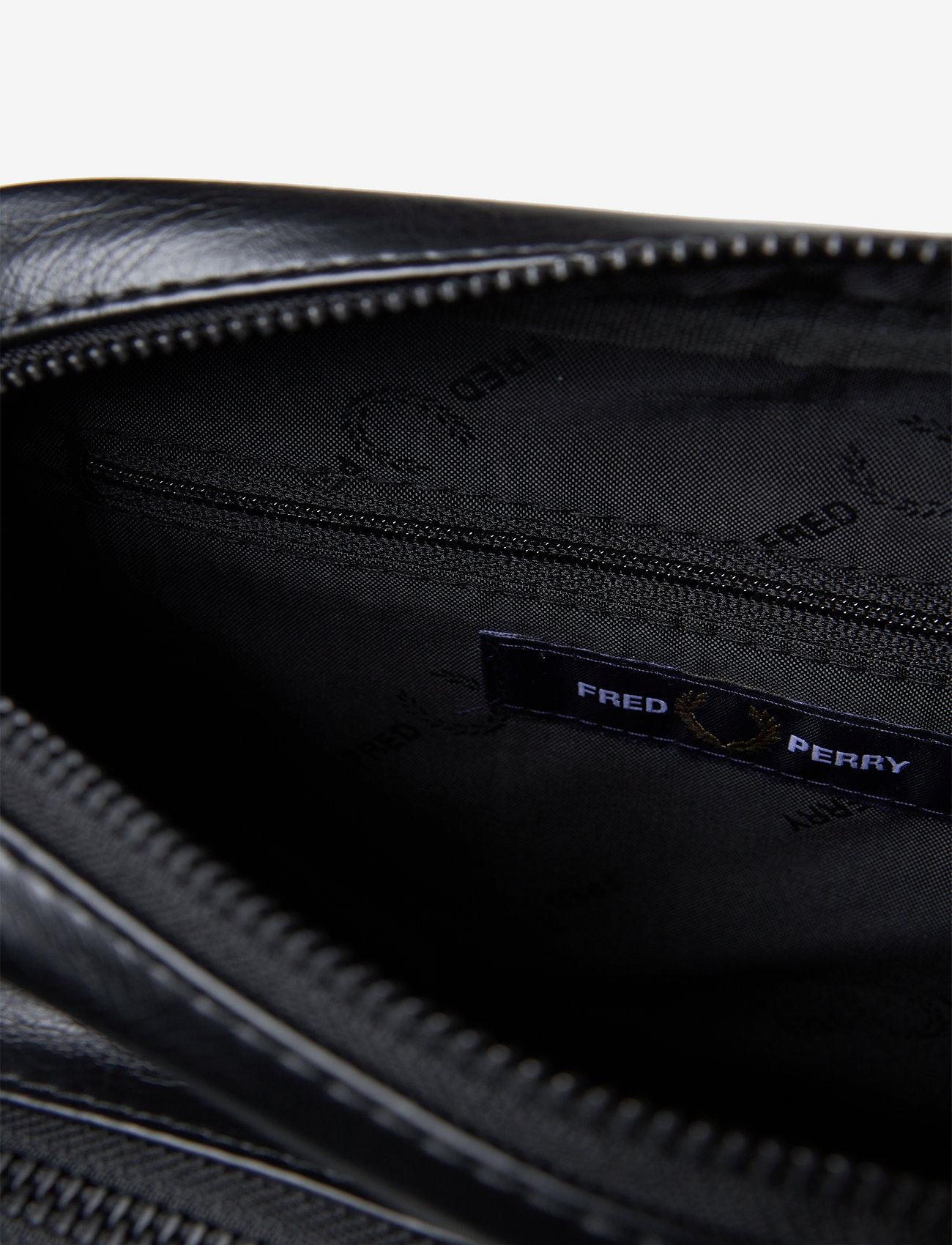 Fred Perry - PIQUE TEX PU SIDE BAG - black - 3