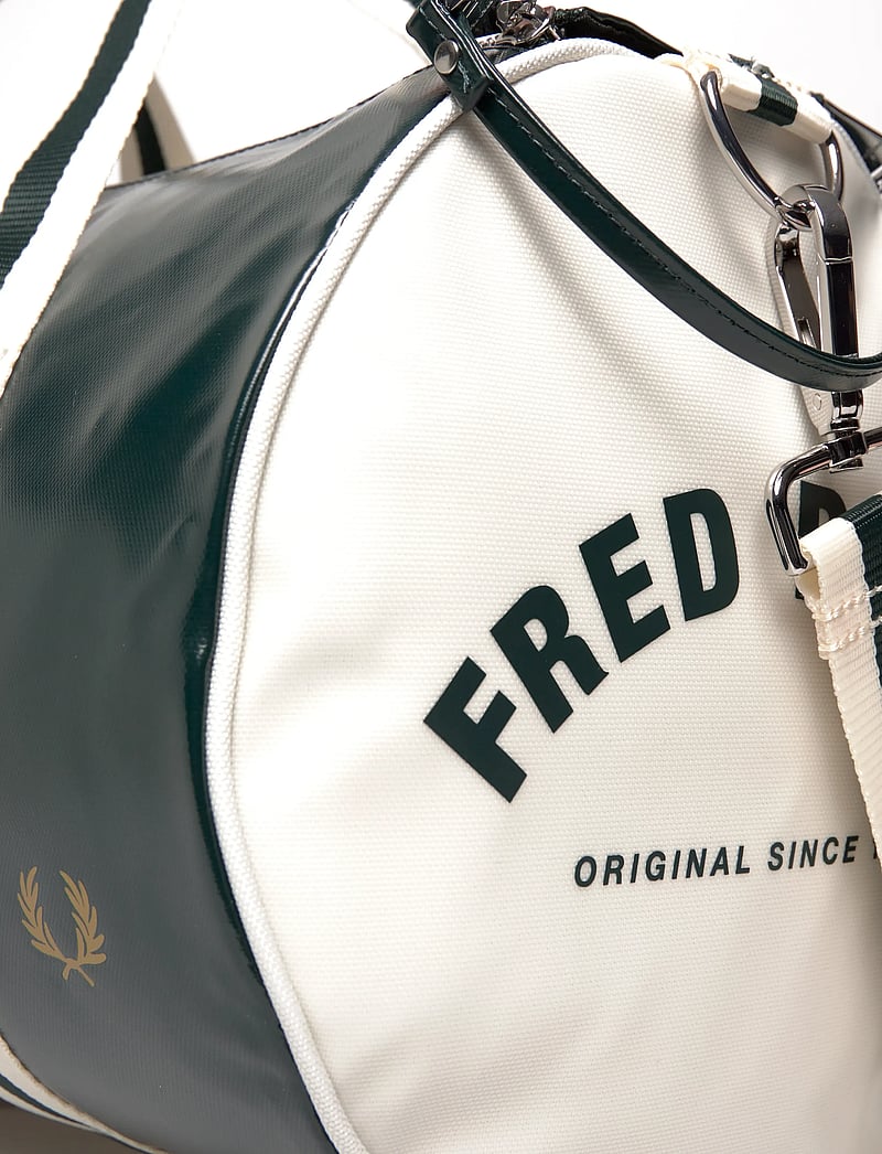 Fred Perry - CLASSIC BARREL BAG - Übernachtungstaschen - grassroots /ecru - 3
