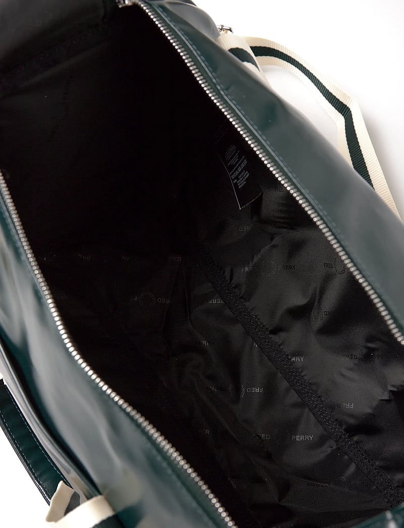 Fred Perry - CLASSIC BARREL BAG - Übernachtungstaschen - grassroots /ecru - 4