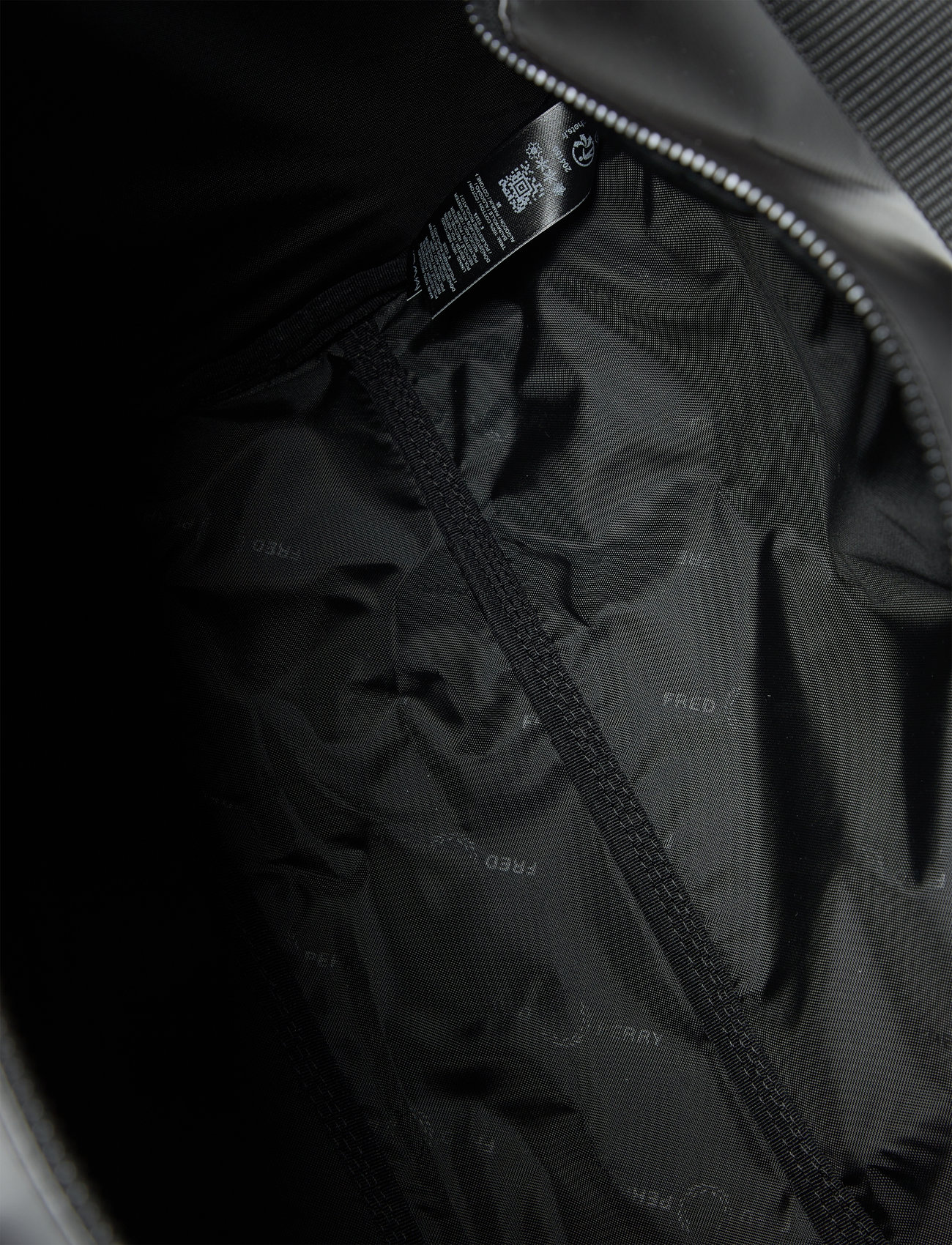 Fred Perry - TONAL CLASSIC BARREL BAG - nach anlass kaufen - black/gold - 4