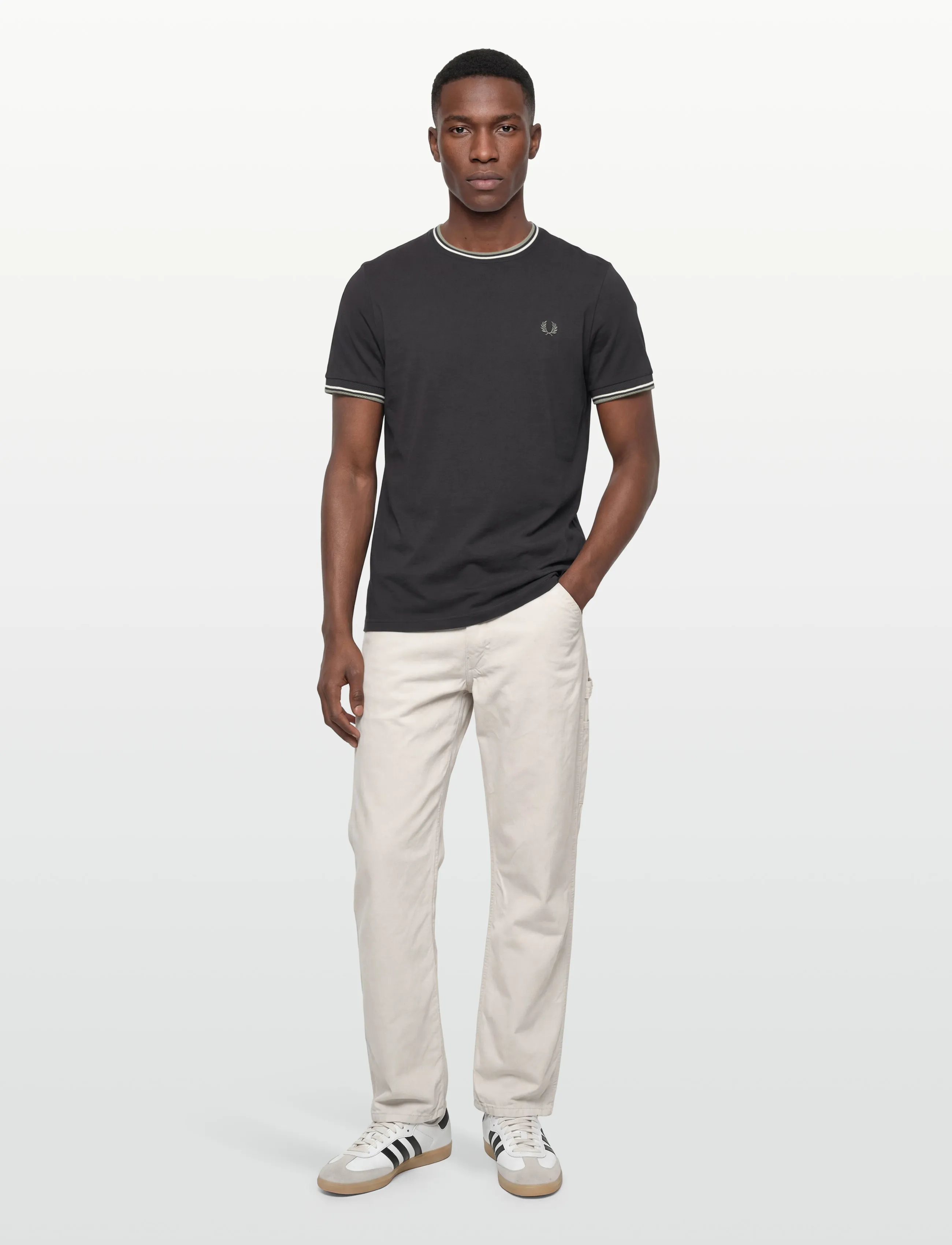 Fred Perry Twin Tipped T-Shirt, XL, T-shirts, Khakigrün - Short-sleeved, Männerswear