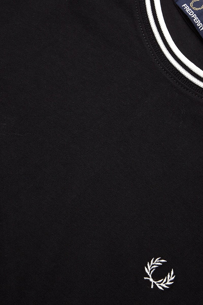 Fred Perry - TWIN TIPPED T-SHIRT - kortermede t-skjorter - black - 3